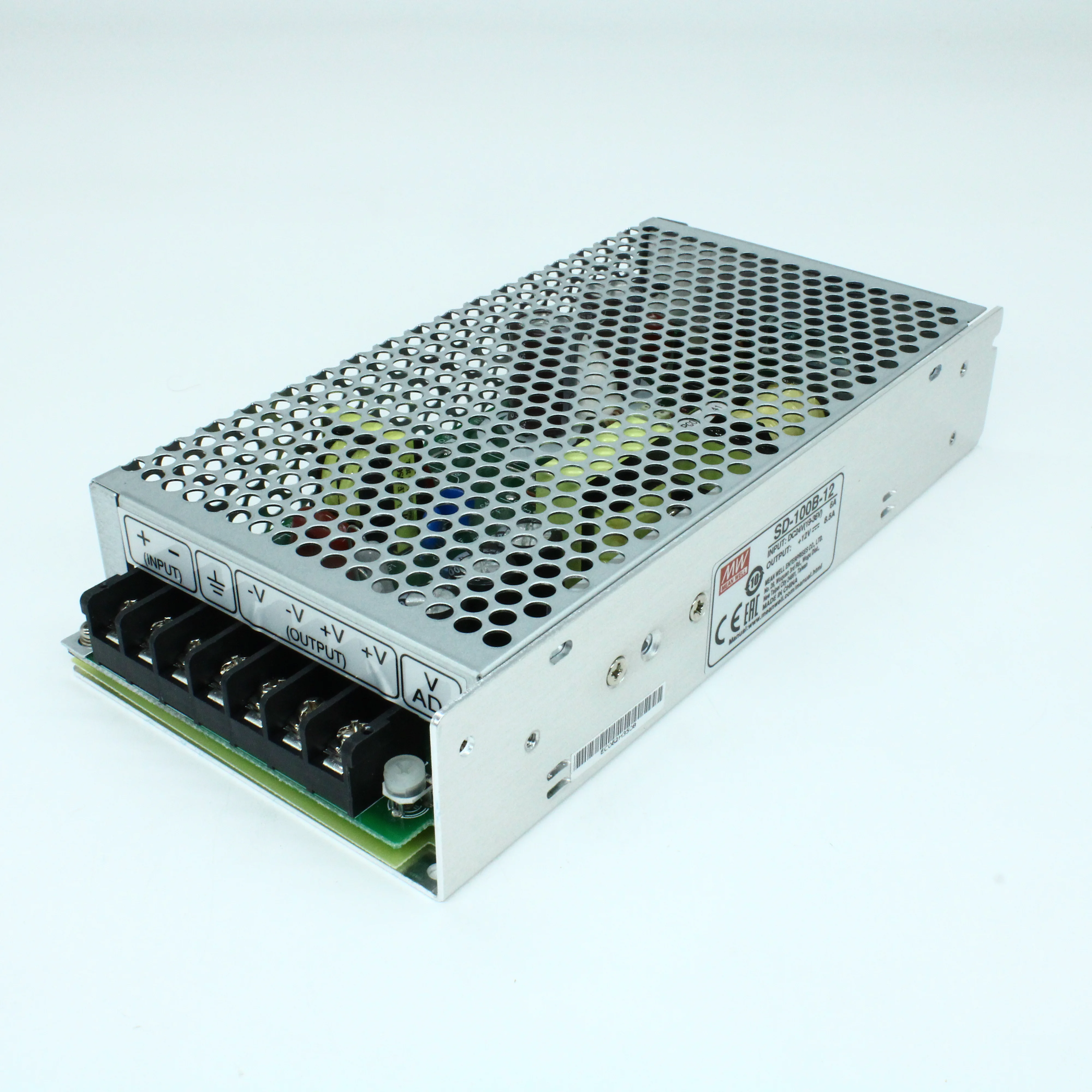 SD-100B-12 - DC-DC, 100Вт, Uвх=19 - 36В, Uвых=12В/12.5А, изоляция 1500В DC, рег. Вых=±10%Uном, в кожухе 199х98х38мм, -10°С…+60°С