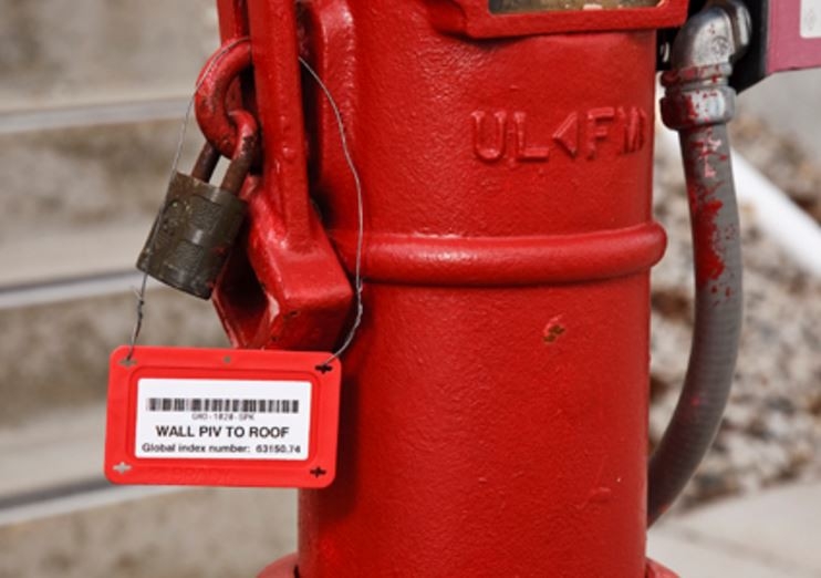 gws41921 - Бирка общего назначения пустая большая, пластик, 81х119 мм, цвет – черный, 1 шт/упак