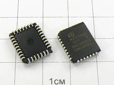 Микросхема M27C256B-12C1