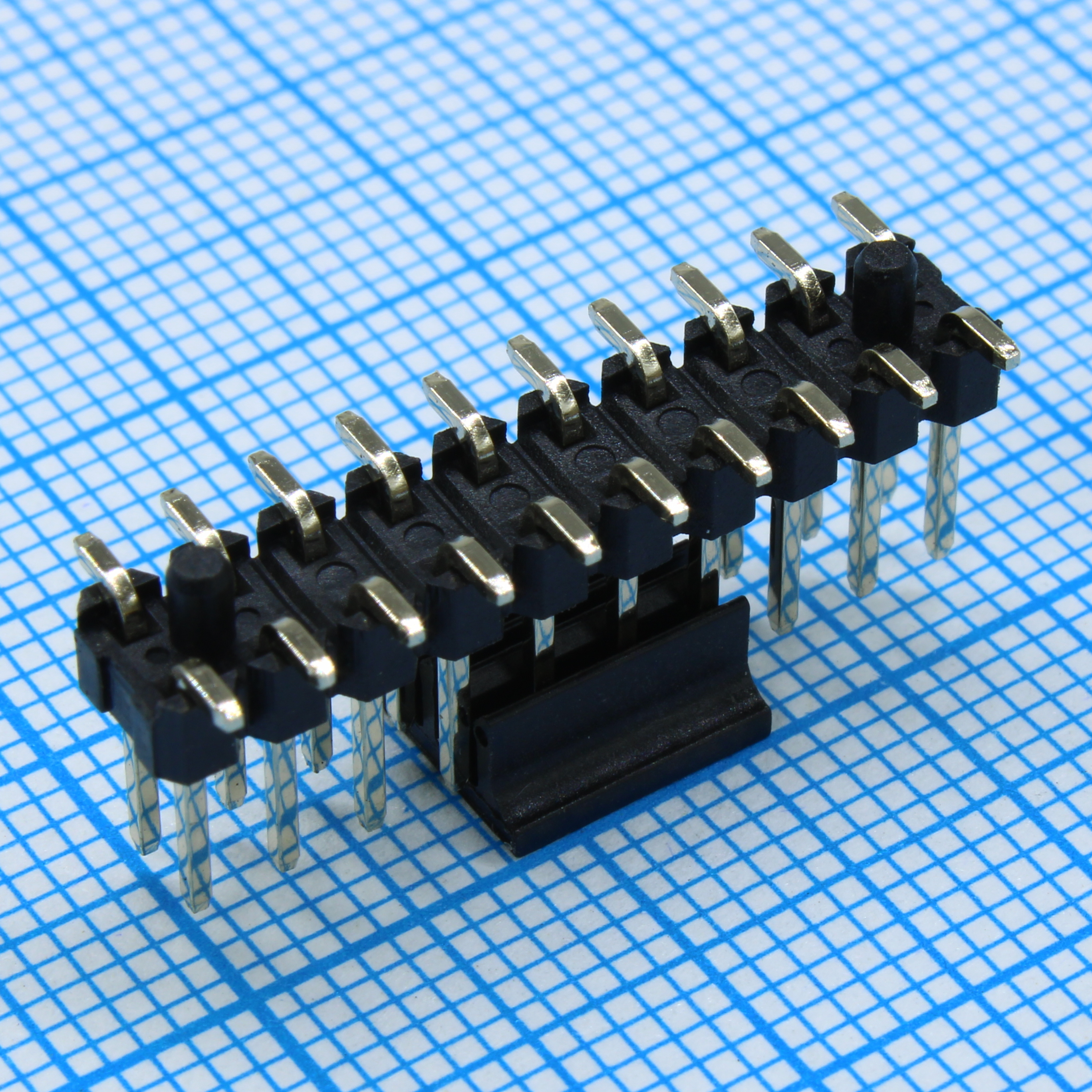 DS1022-06-2X10S81SR-B - Соединитель штыревой, вилка на плату двухрядная прямая, поверхностный монтаж 2х10 контактов шаг 2.54мм