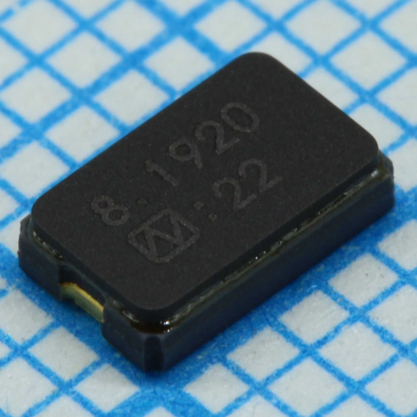 NX5032GA-8.192MHZ - Резонатор кварцевый SMD 5.0х3.2х1.3мм, -40°С...+85°C, 20/30ppm, 16пФ, 8.192МГц, spec. EXS00A-CG06069
