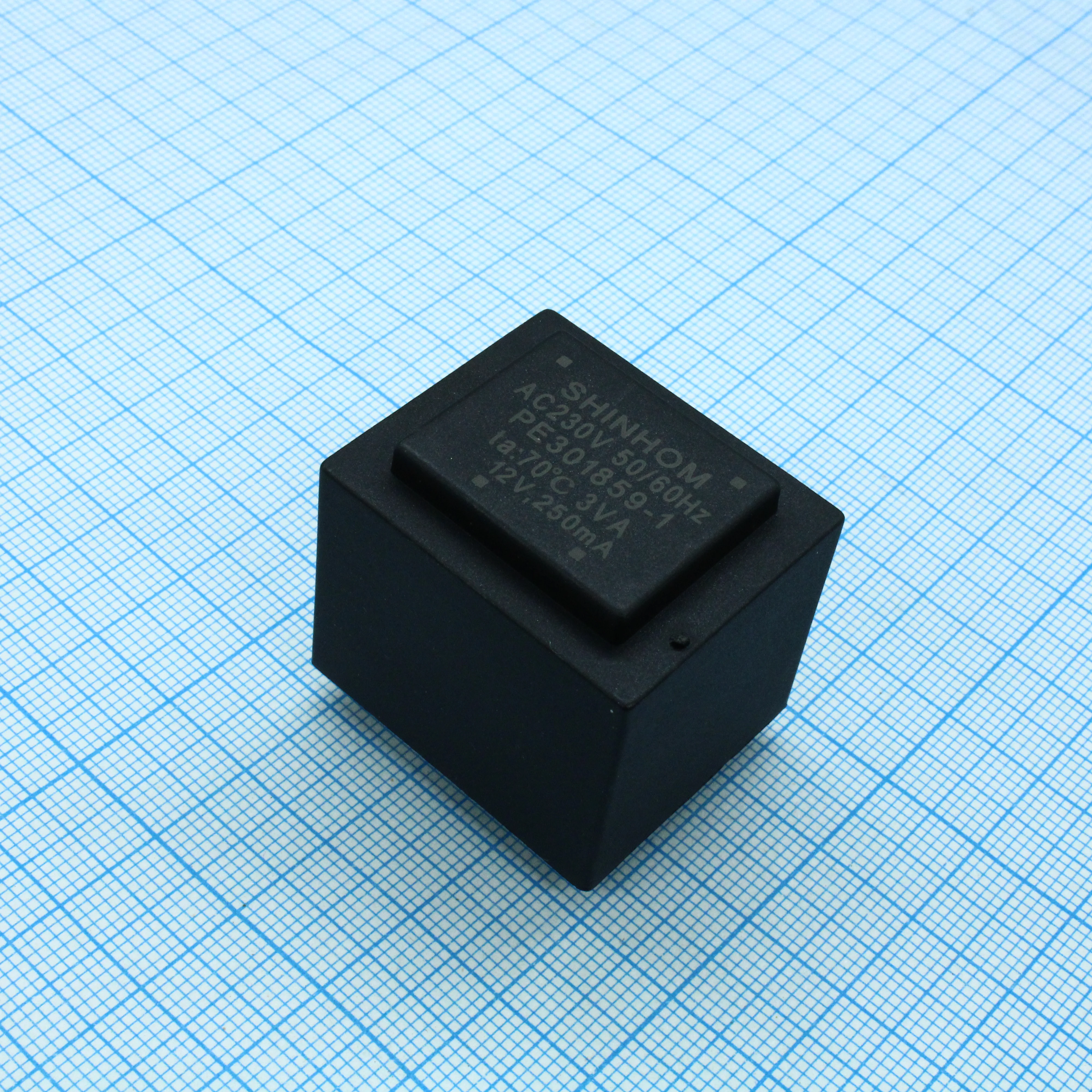 PE301859-1 - Трансформатор питания 3ВА  230В 12В/250мА ta 70°C (EI 30/18) 30мм