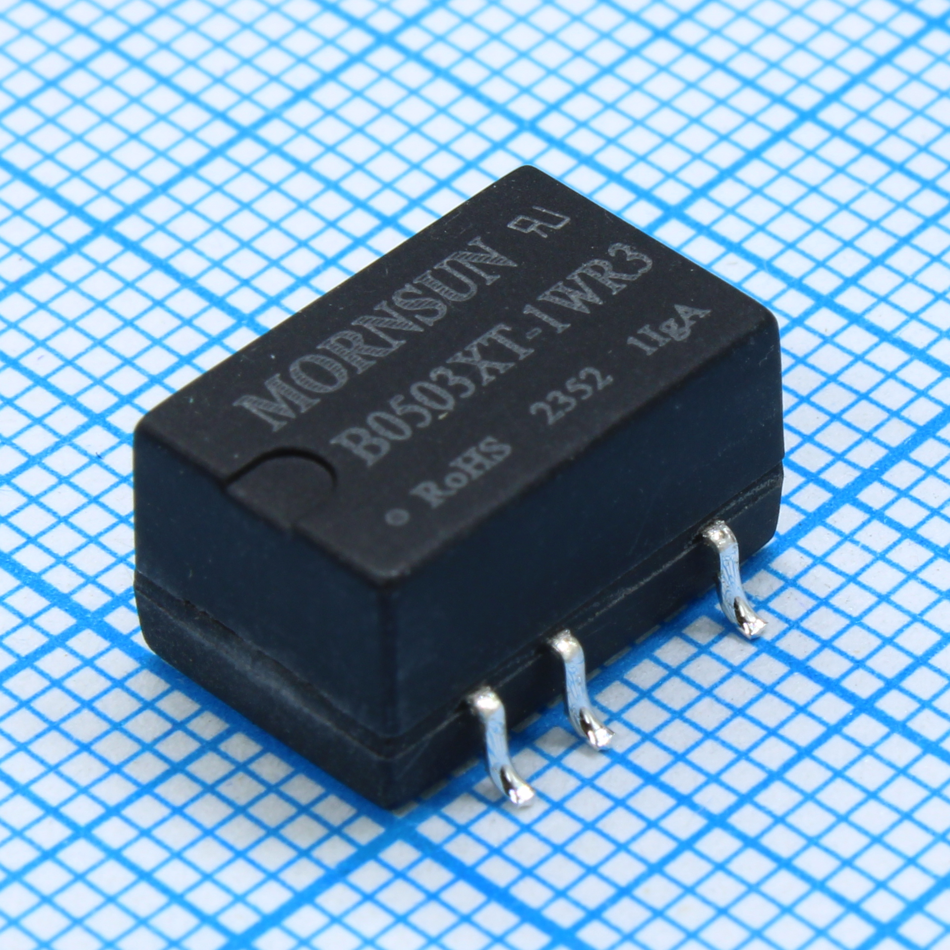 B0503XT-1WR3 - Преобразователь DC/DC мощность, Вт: 1 вход 5В выход 3.3В изоляция: 1500В
