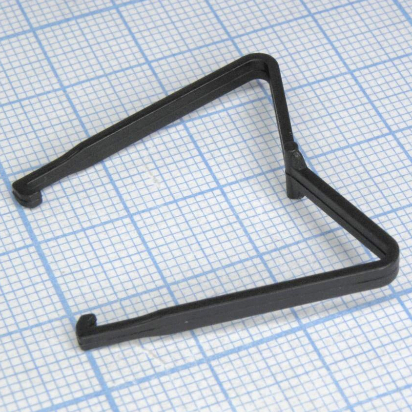 095.52.30 - Пластмассовая прижимная скоба для розетки 95.15.2