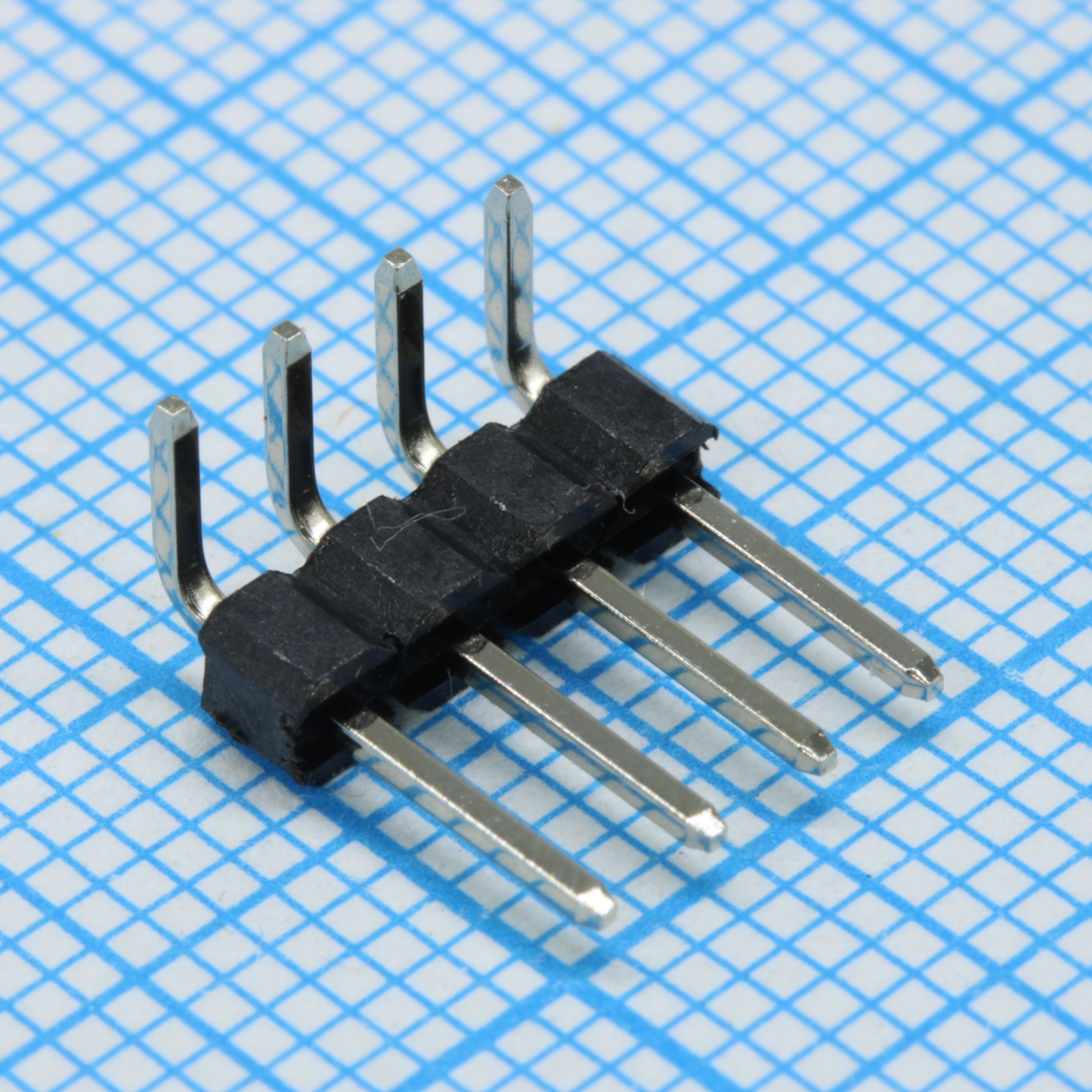 DS1022-1X4RUF18-B - Соединитель штыревой, вилка на плату однорядная угловая, 4pin(1x4), шаг 2.54мм (A=6.3mm, B=3.20mm, C=4.36mm), тип - U