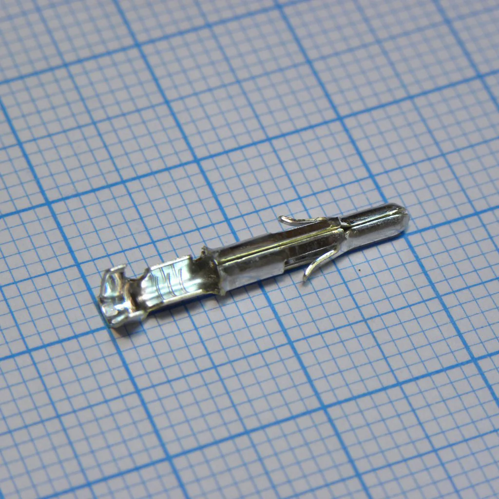 926896-1 - Контакт, Серия Universal MATE-N-LOK, Штырь, Обжим, 18 AWG