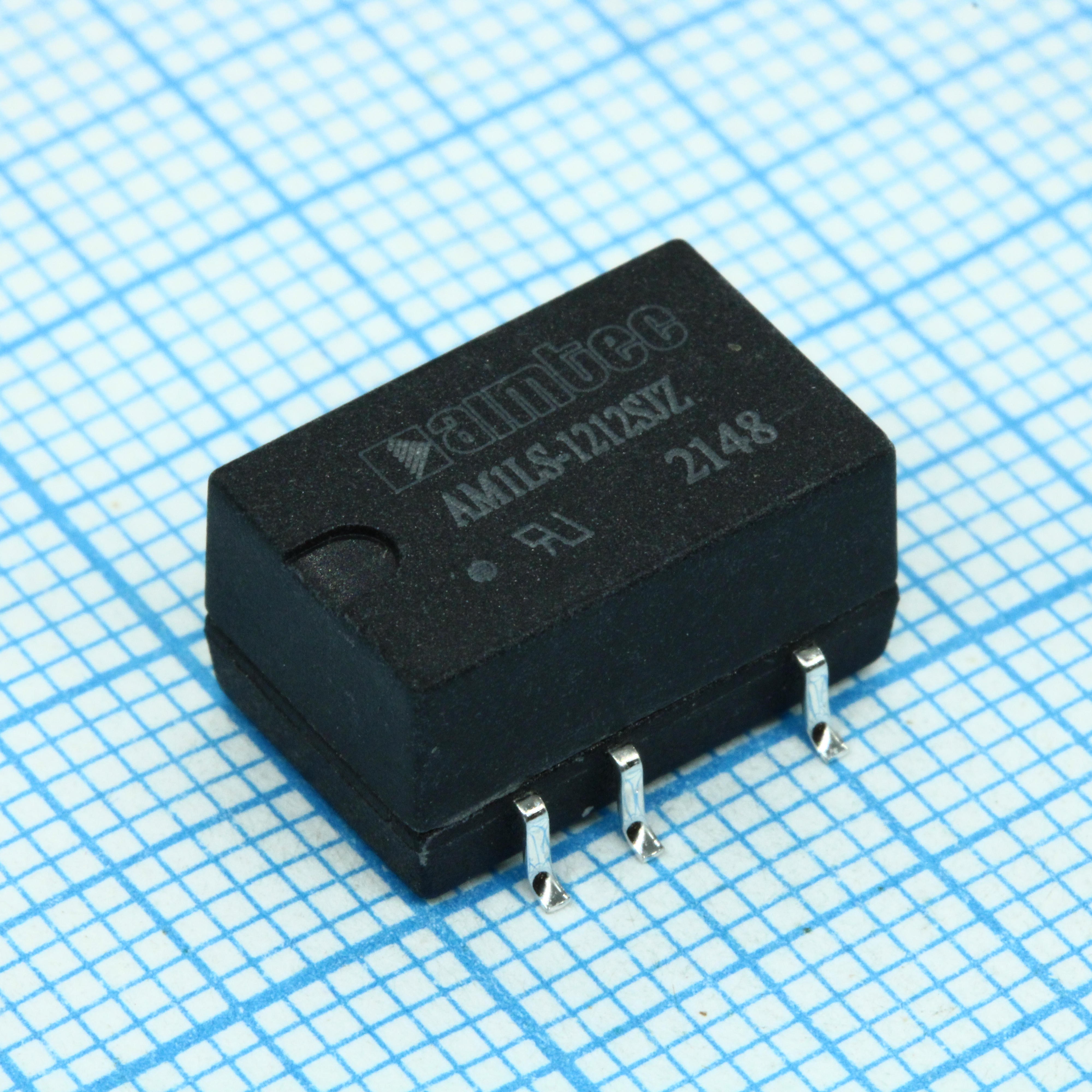 AM1LS-1212SJZ - DC/DC, 1Вт, вход 10.8…13.2В, выход 12В/0.009…0.084А, изоляция 1500В DC, КПД 83%, максимальная емкостная нагрузка не более 560мкФ, для поверхностного монтажа, 13.2x11.4x7.25мм, -40…105°C, пластик