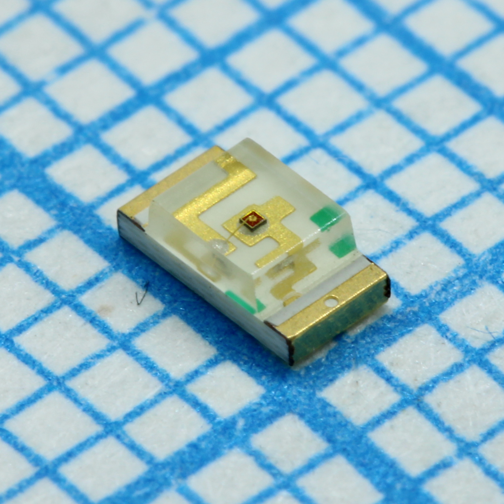 KP-3216SECK-J3 - Светодиод SMD красный 640нм лента на катушке