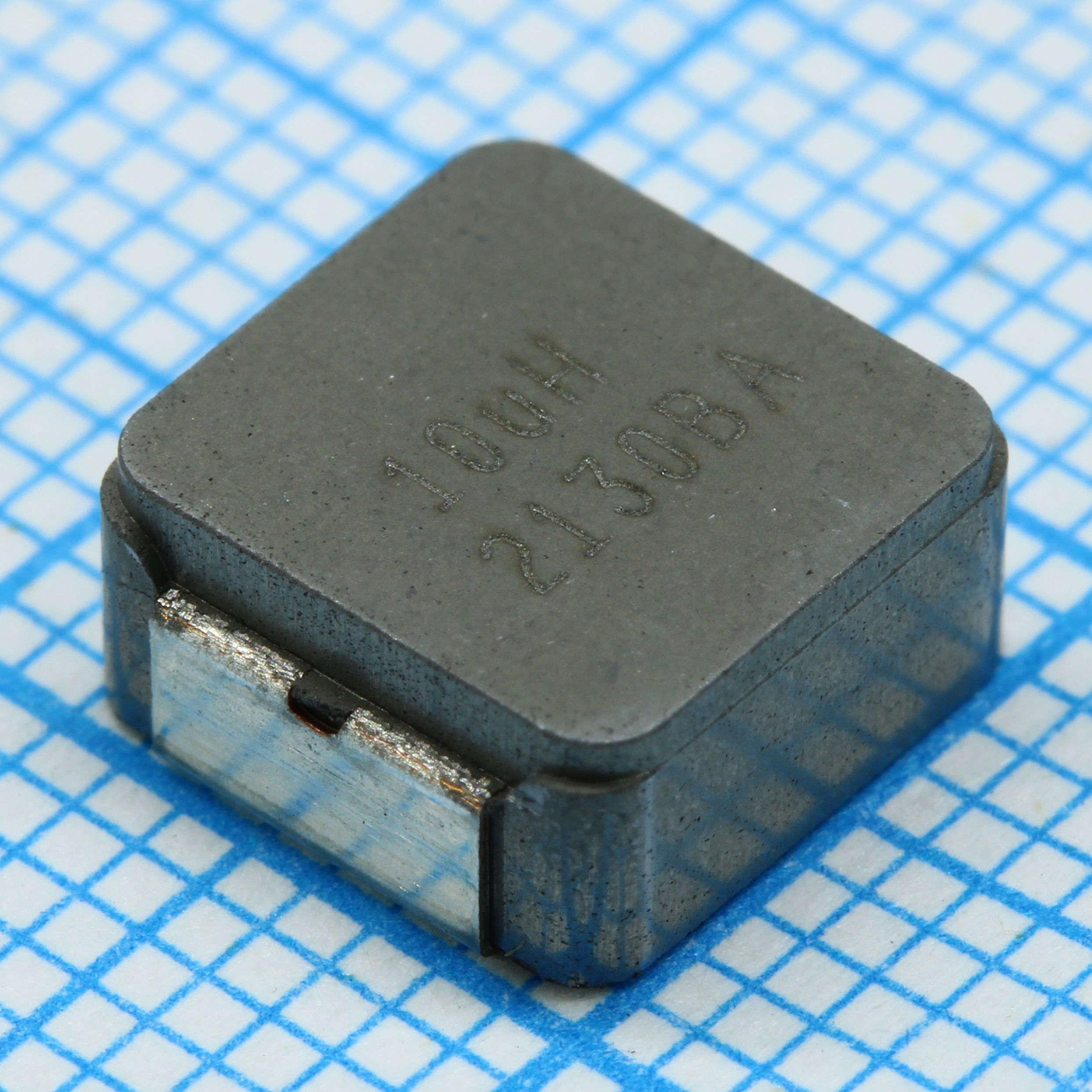IHLP3232DZER100M01 - Дроссель силовой экранированный проволочный 10мкГн ±20 % 100кГц порошковое железо 5.2А, 0.0599Ом по постоянному току 3232 лента на катушке