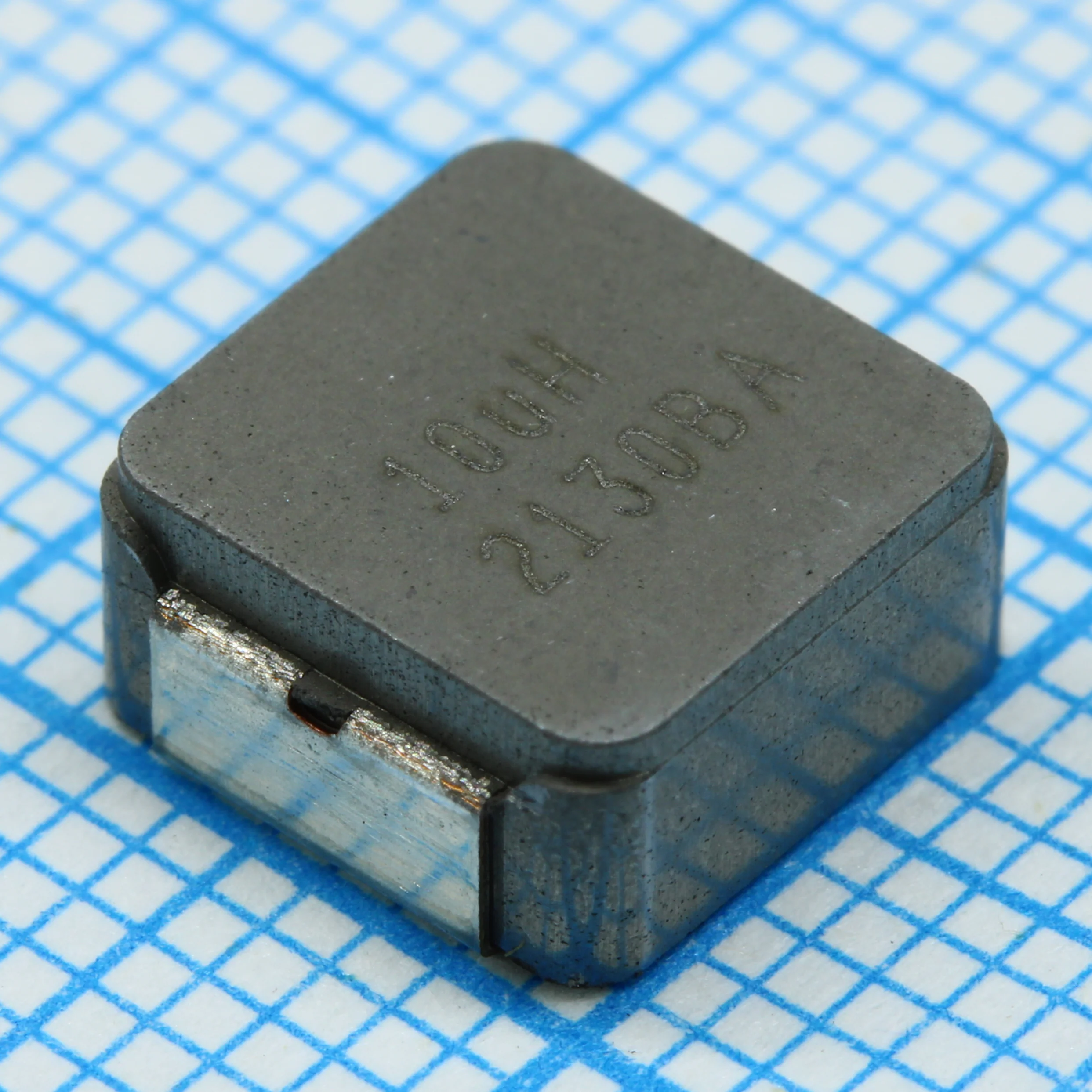 IHLP3232DZER100M01 - Дроссель силовой экранированный проволочный 10мкГн ±20 % 100кГц порошковое железо 5.2А, 0.0599Ом по постоянному току 3232 лента на катушке