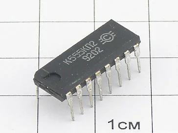 Микросхема К555КП2