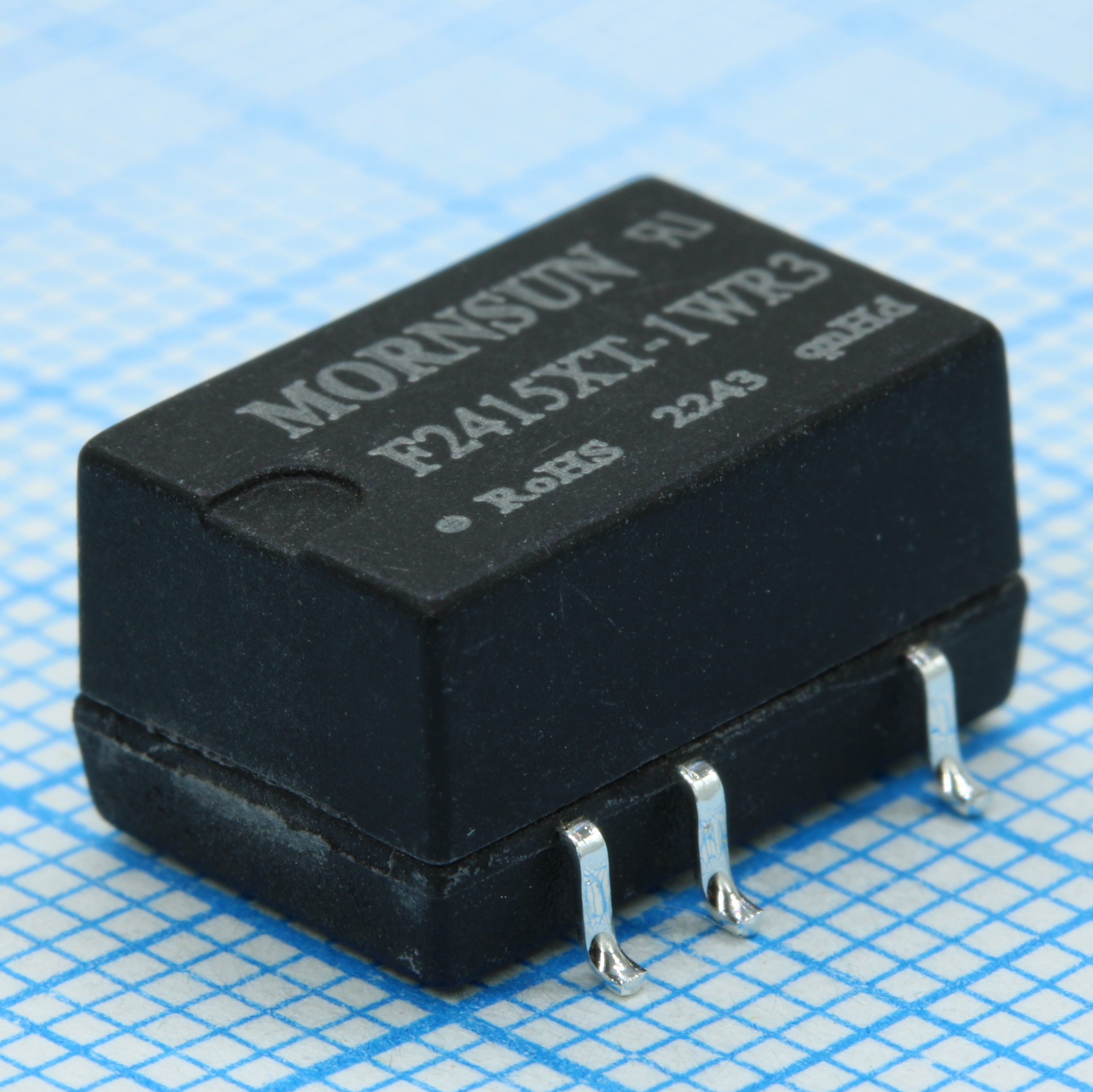 F2415XT-1WR3 - Преобразователь DC/DC мощность, Вт: 1 вход 24В выход 15В изоляция: 3000В