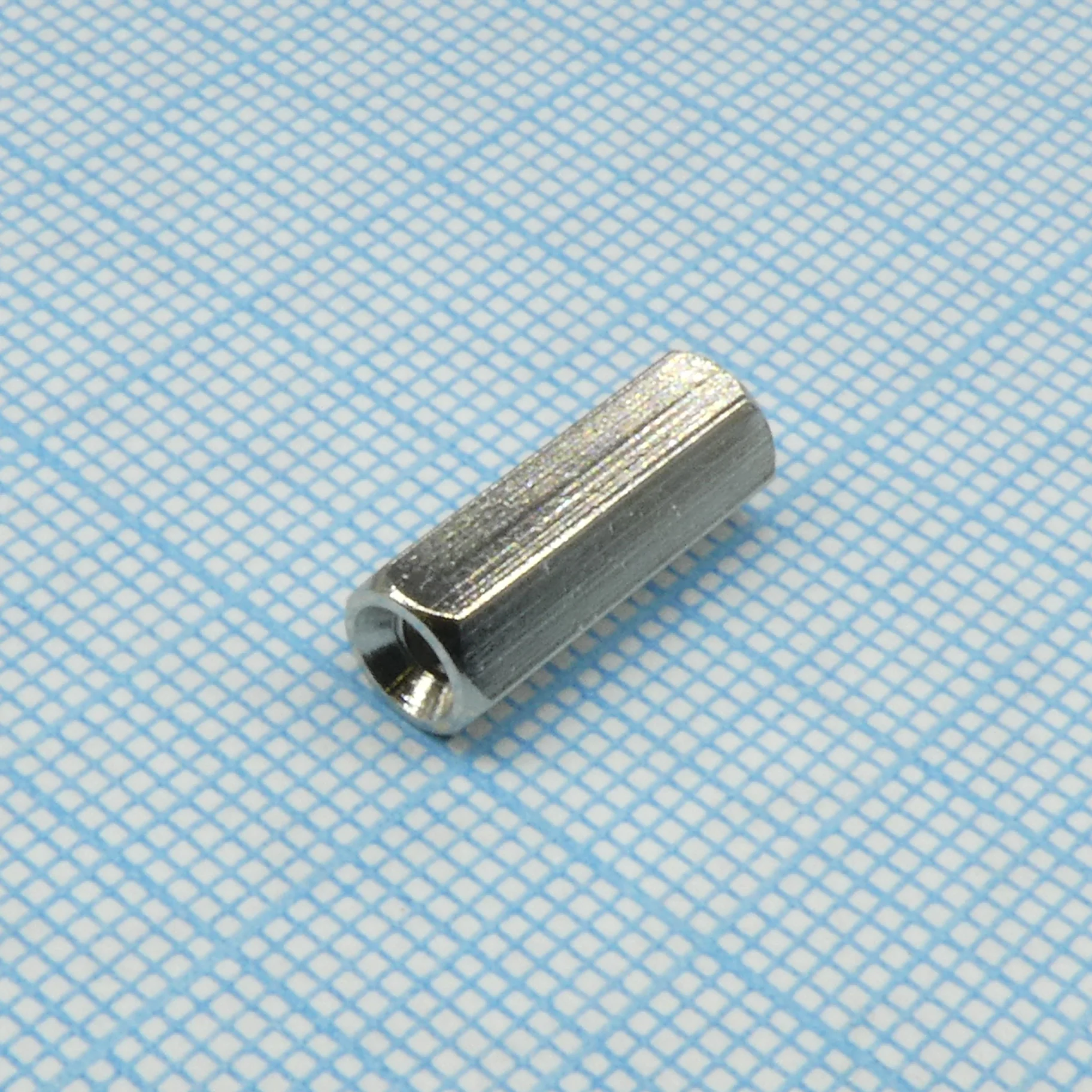 H-L1500-0600-5-03-2N - Стойка латунная никелированная для печатной платы, шестигранная, М3, 15мм, отверстие-отверстие
