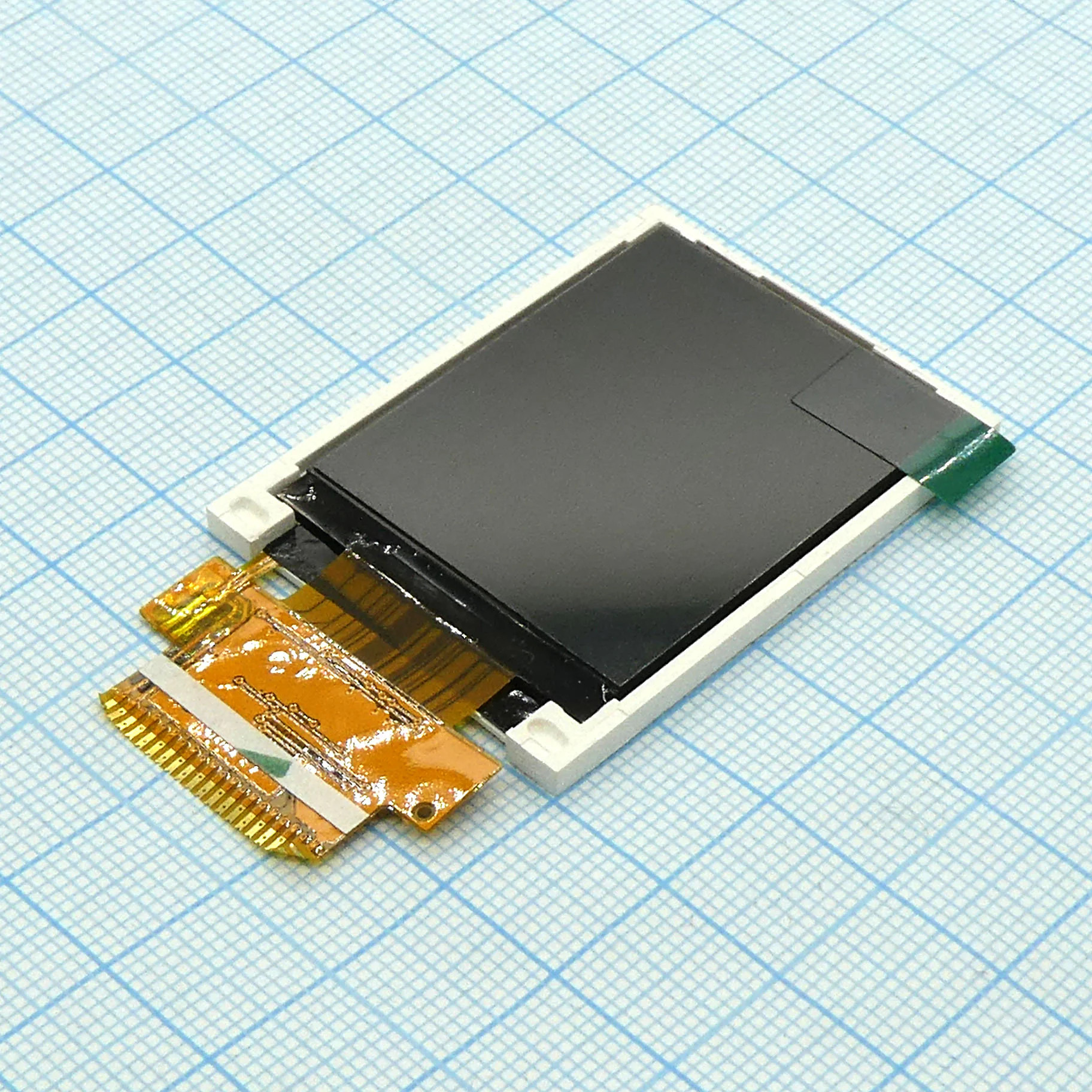 MI0177JT-1 - TFT 1.77", 128xRGBx160, 8 битный параллельный интерфейс, 65к/262K, LED подсветка, яркость 320 cd/m2, контрастность 250:1, драйвер ST7735R, напр. питания 2,5...3,3 В, 6 o'cl, -20..+70С