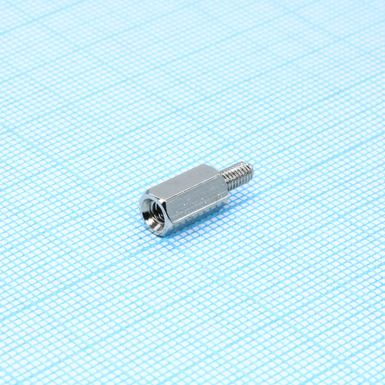 H-L1000-1600-5-03-1N1W - Стойка латунная никелированная для печатной платы, шестигранная, М3, 10мм, отверстие-винт