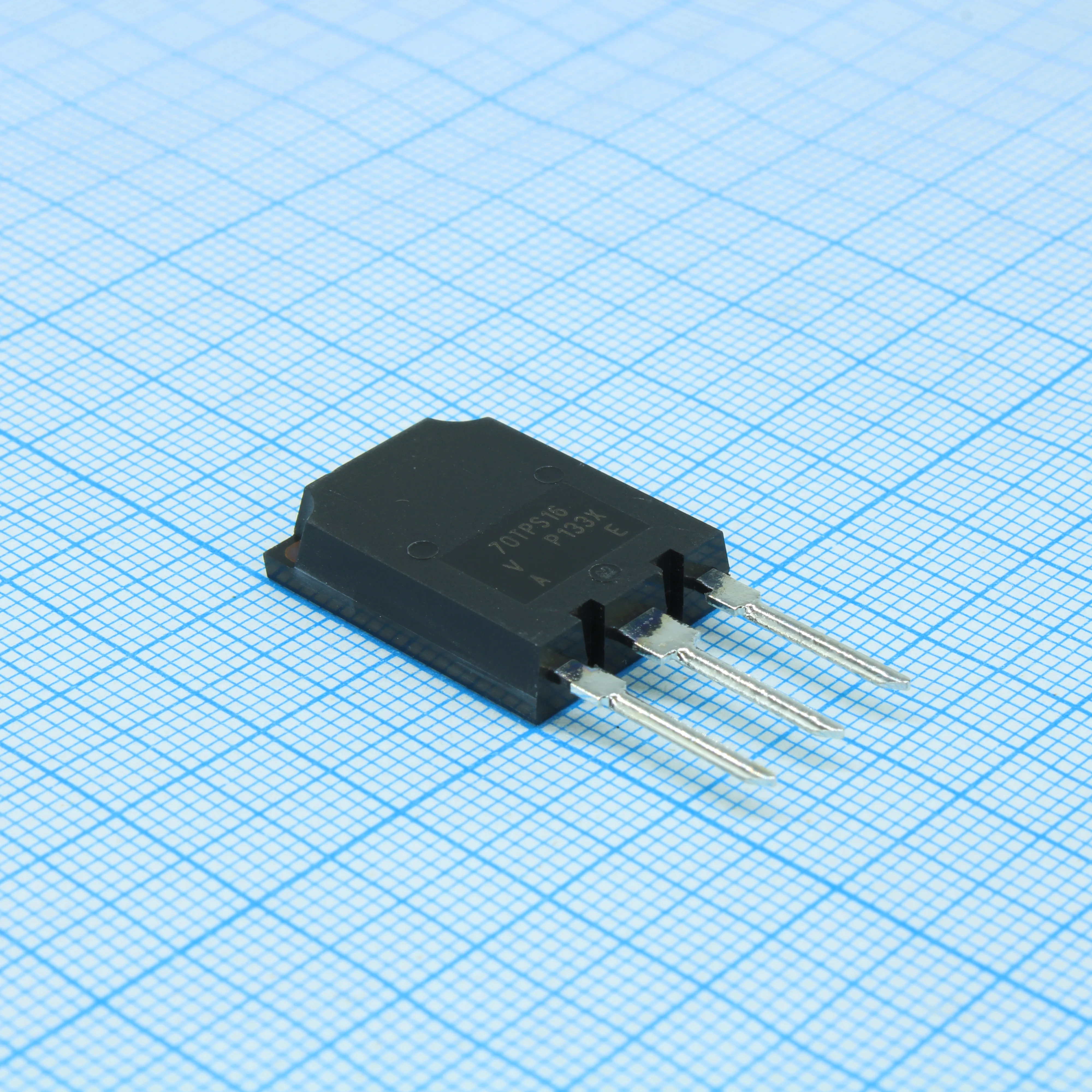VS-70TPS16PBF - Тиристор 1600В 75А SUPER247