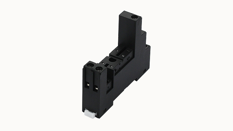 Колодка для реле DSRC05A-F3 - Колодка для реле DRPB-1C, 12A, 300V, фиксация провода: зажимная клетка, с разъемом для модуля DMD, пластик, цвет: черный монтаж на DIN рейку