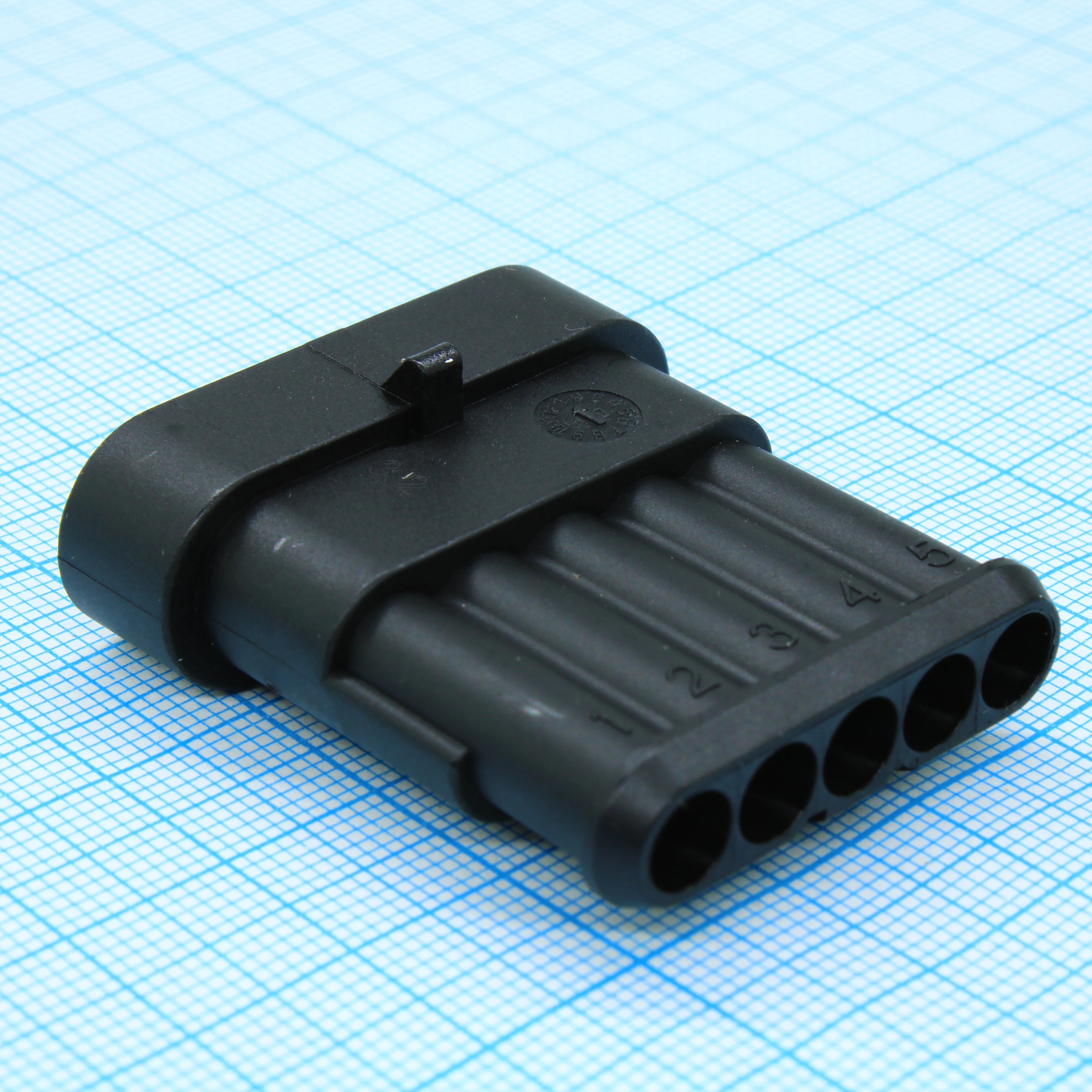 CKK7051-1.5-11 - Корпус разъема, серия 1.5, вилка, 5 контактов, шаг-6мм Operating Voltage 24V