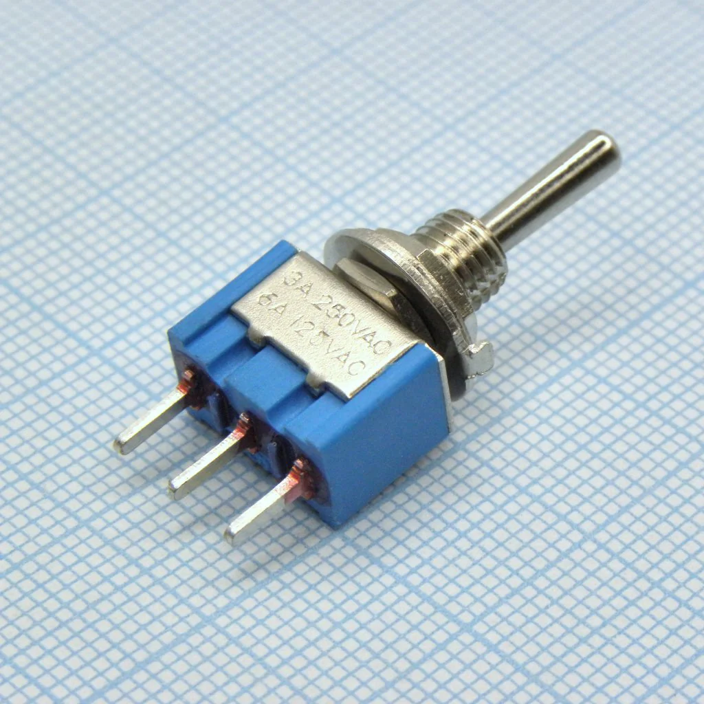 MTS-103 A-2 - Тумблер ON-OFF-ON 1 группа контактов 3А, 250В на плату