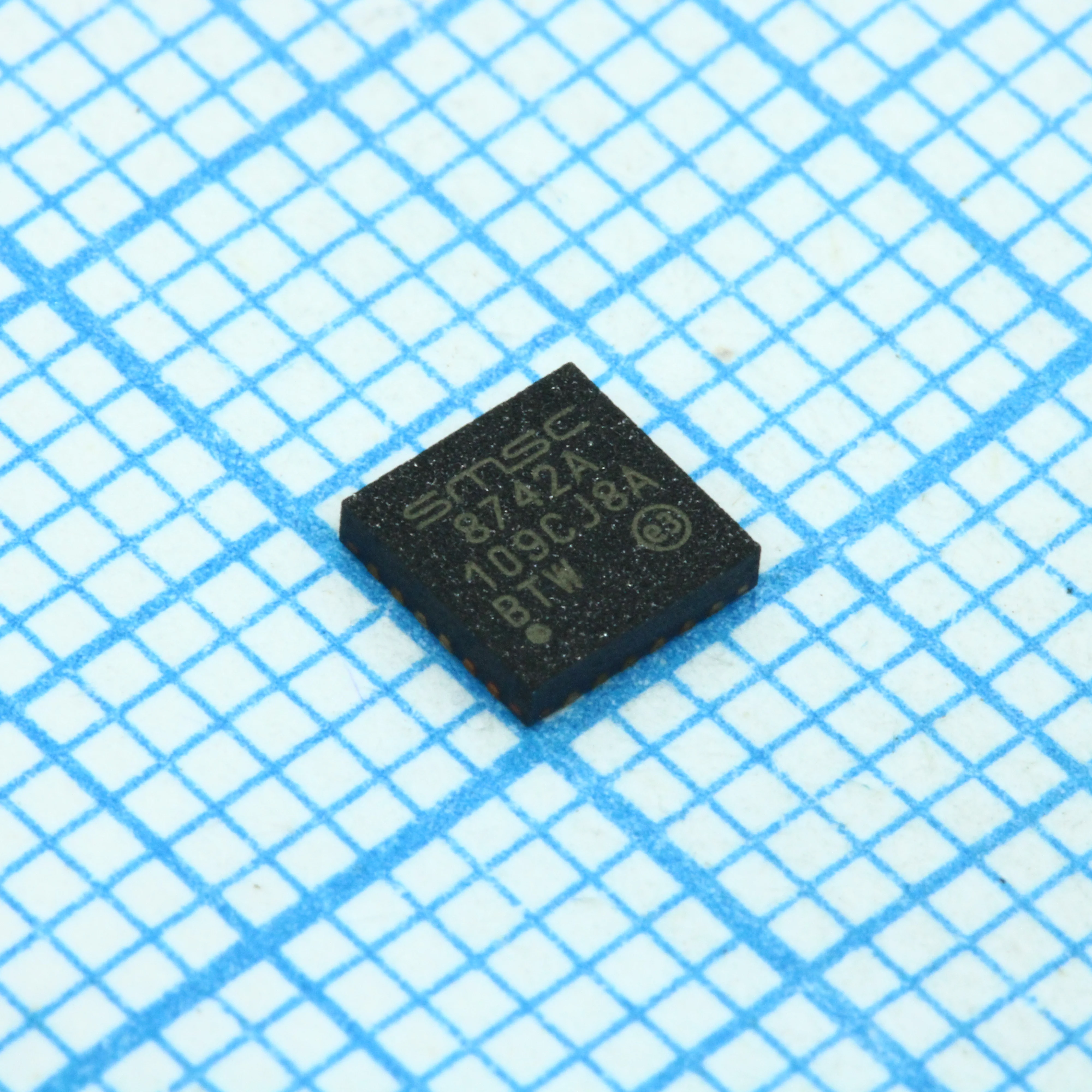 LAN8742A-CZ-TR - TXRX ETHERNET 24QFN