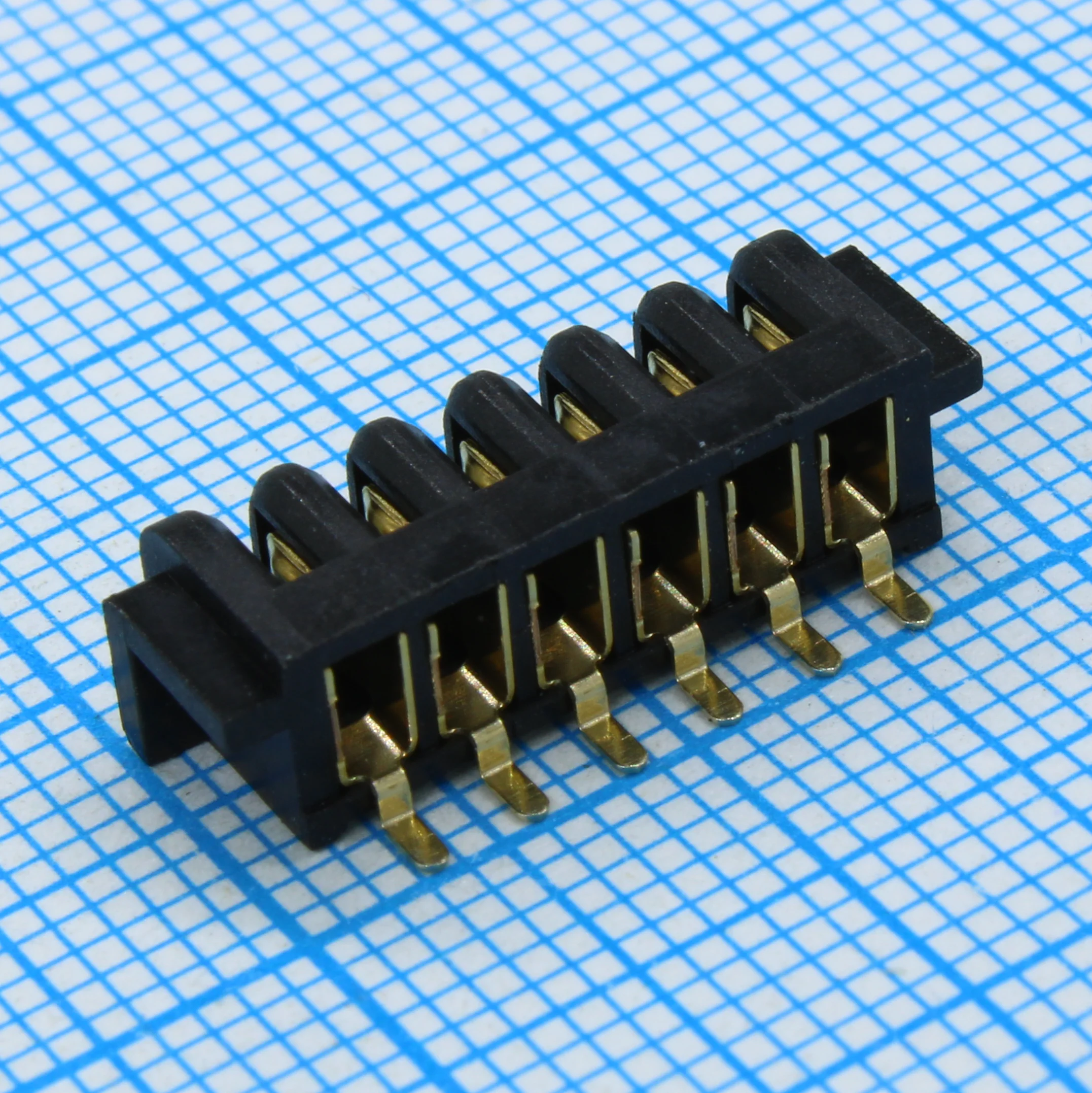 DS1149-07-6SWB8R - Держатель для Li-on батареи, SMT 6 контактов
