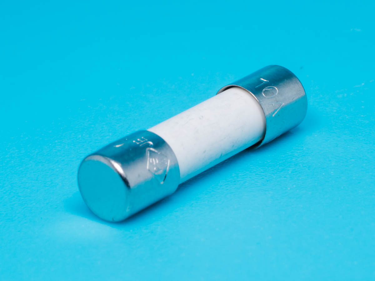 FS-52KF-10.0/250 - Предохранитель 5х20мм, керамический, быстрый, 10А/250В (GBM)