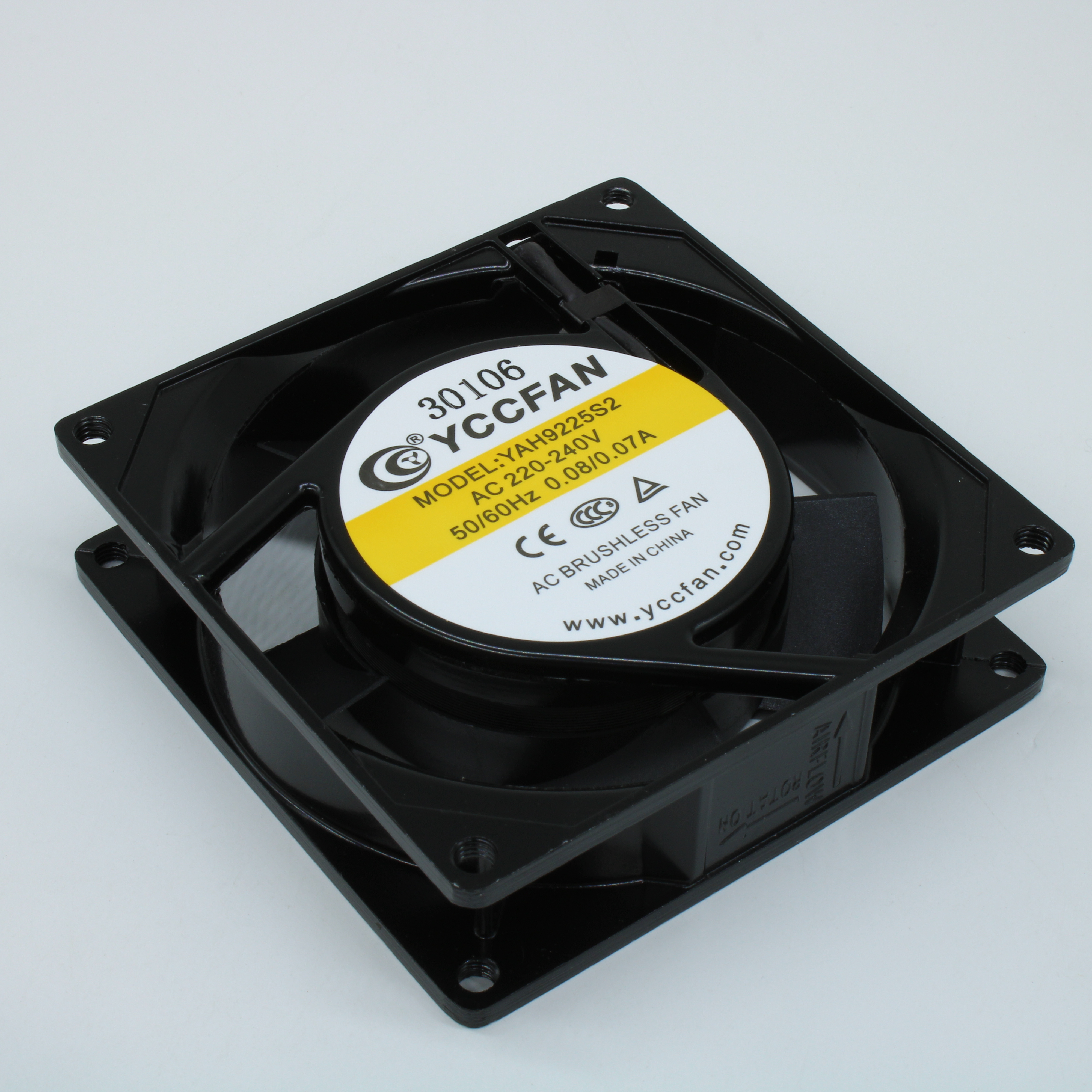YAH9225S2 - Вентилятор 220В AC, 14.9W, 2500об/мин., 92x92х25мм, 50.7 м3/час, 32 дБ, подшипник скольжения, тип вывода - терминал