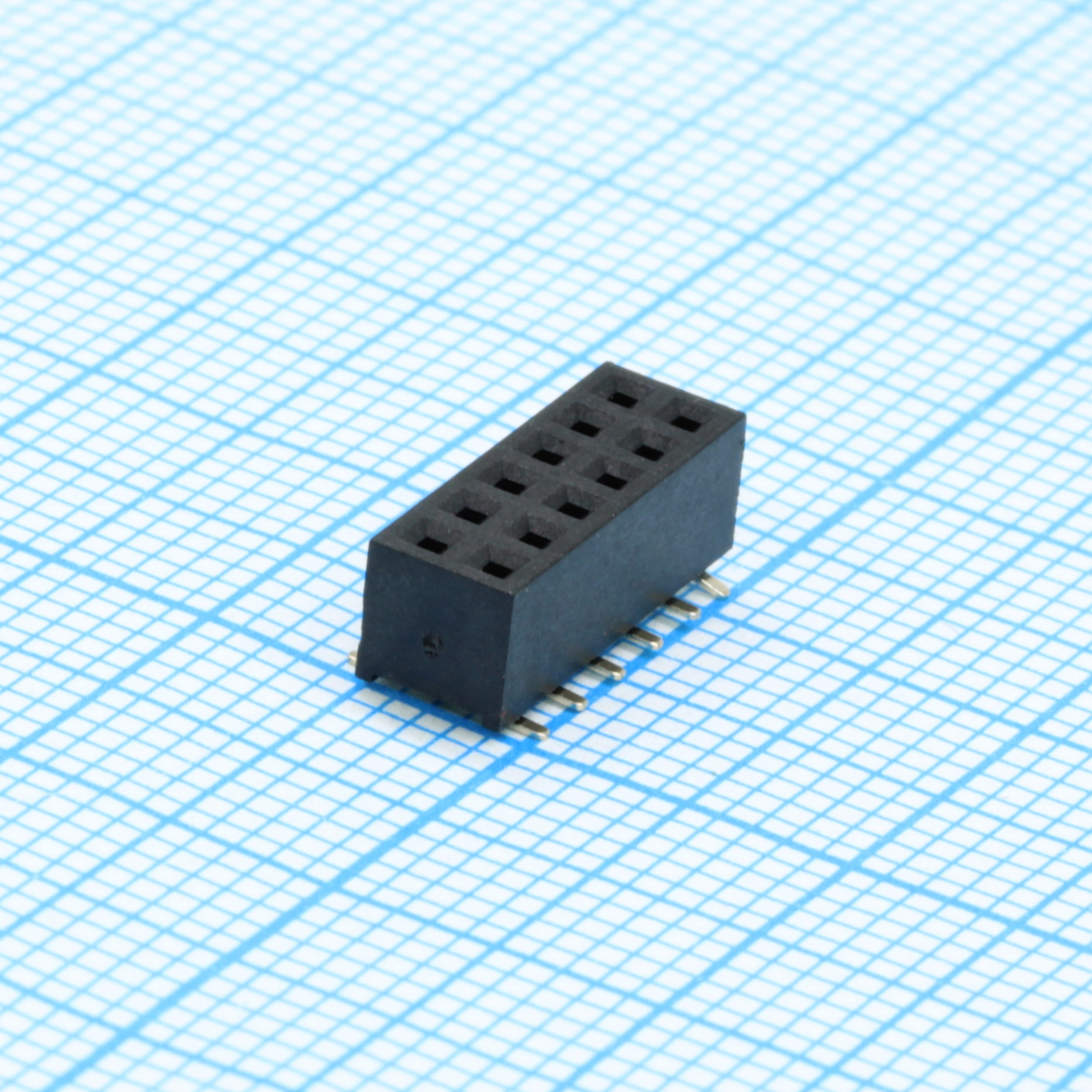 DS1026-07-2X6S8BSXBX - Гнездо на плату SMD 2x6 конт., шаг 2.00мм, высота 4.3мм, позолоч.