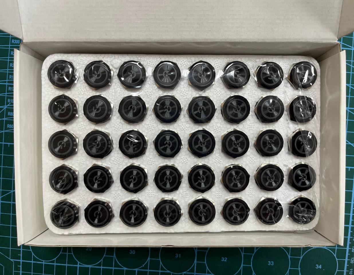 Кнопочный переключатель 16 мм из нержавеющей стали