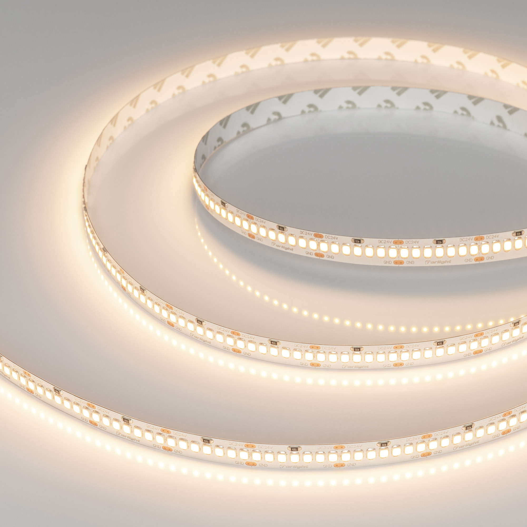 Лента UL-A252-10mm 24V Warm3000 (11 W/m, IP20, 5m) 042319 - Светодиодная лента UL-A252, открытая. Светодиоды 2835, 252 шт/м (1260 шт на 5 м), белая плата, ширина 10 мм, скотч 3M. Цвет ТЁПЛЫЙ 3000 K, цветопередача CRI>90, угол 120°. Питание 24V, мощность 1