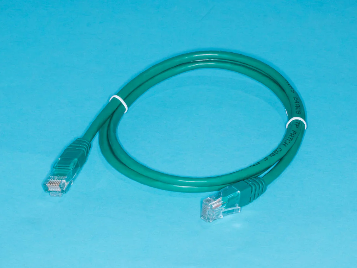 SC03-8P8C1-E - Патч-корд кат.5е, 1м, зеленый