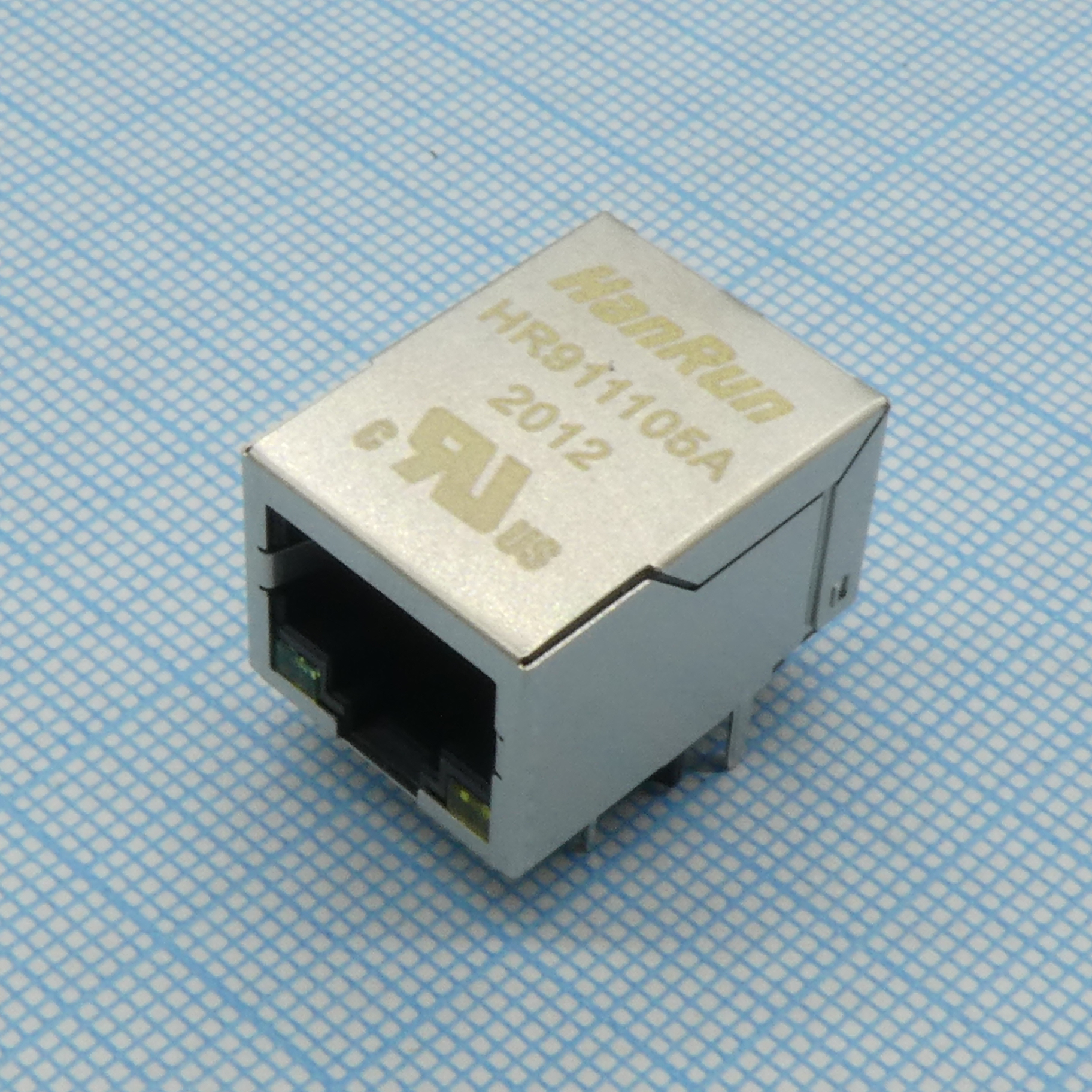 HR911105A - Гнездо RJ45 на плату 0.85 inch, TX 1CT:1CT RX 1CT:1CT встроенный светодиод зеленый /желтый