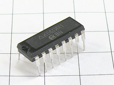 Микросхема К561ИК1