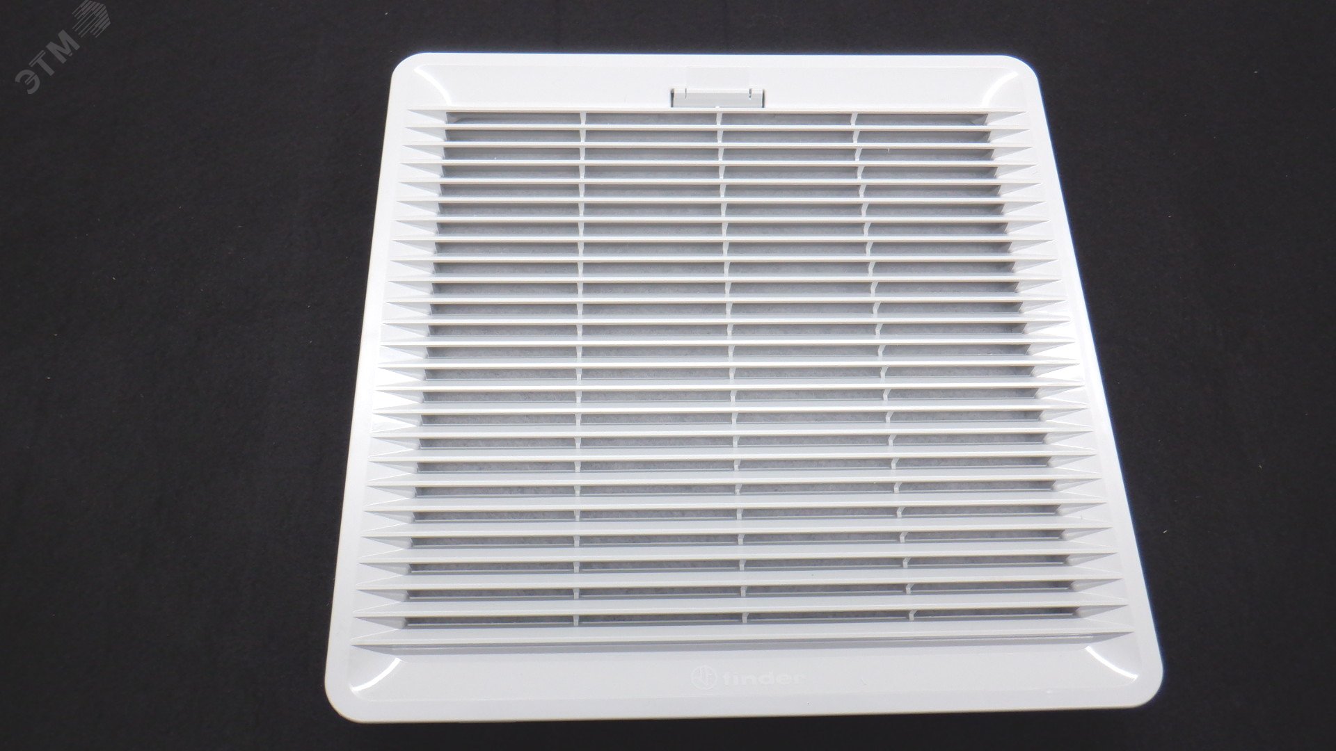 Фильтр на вытяжке для щитовых вентиляторов размер 4 (224х224мм) IP54 (станд. версия) FINDER 7F0200004000