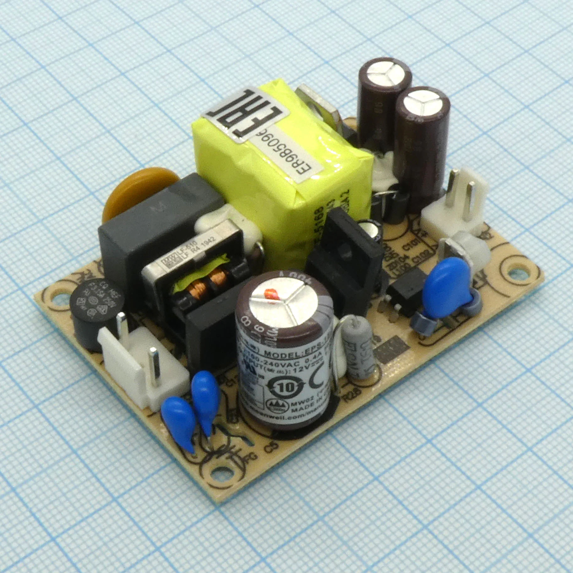 EPS-15-12 - AC-DC, 15Вт, мощность без нагрузки <0.3Вт, вход 85…264V AC, 47…63Гц /120…370В DC, выход 12В/1.25A,  изоляция 3000В AC, на плате 63.5х45.7х24мм, вход/выход разъемы JST, -30…+70°С