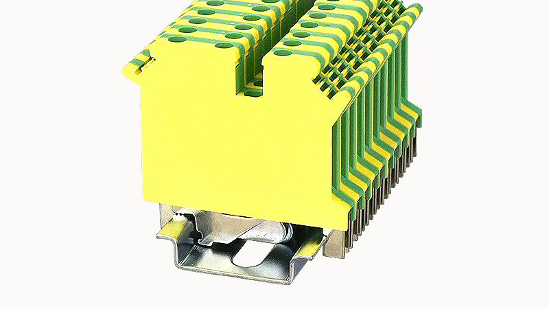 Заземляющая клемма PC2.5-TW-PE-01P-1Y - Заземляющая клемма, 3 точки подключения, тип фиксации провода: винтовой, номинальное сечение: 2.5 мм кв., ширина: 5,2 мм, цвет: желто-зеленый, зажимная клетка - латунь, винтовая перемычка, тип монтажа: DIN35