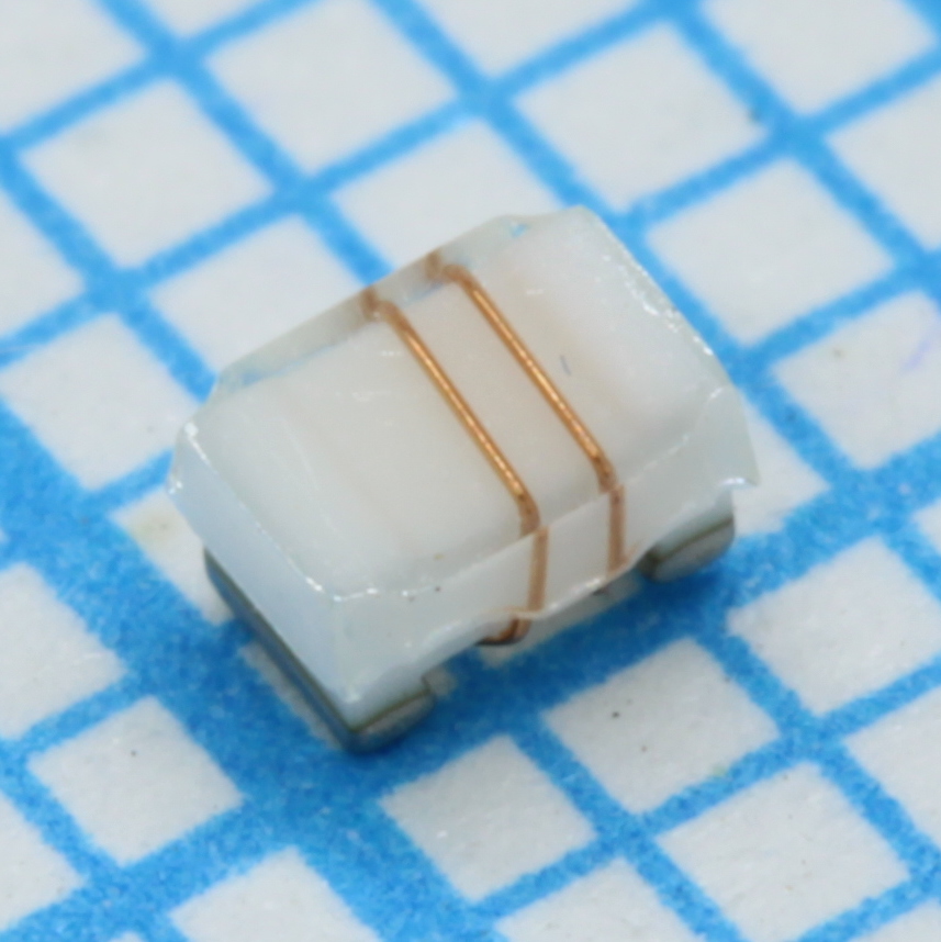 B82498F3569K - ЧИП-индуктивность высокочастотная проволочная литая 0.0056мкГн ±10% 250МГц 50Q-Фактор керамика 0.9A 0.04Ом 0805 автомобильного применения