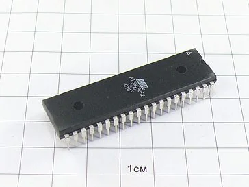 Микросхема AT89S8252-24PC
