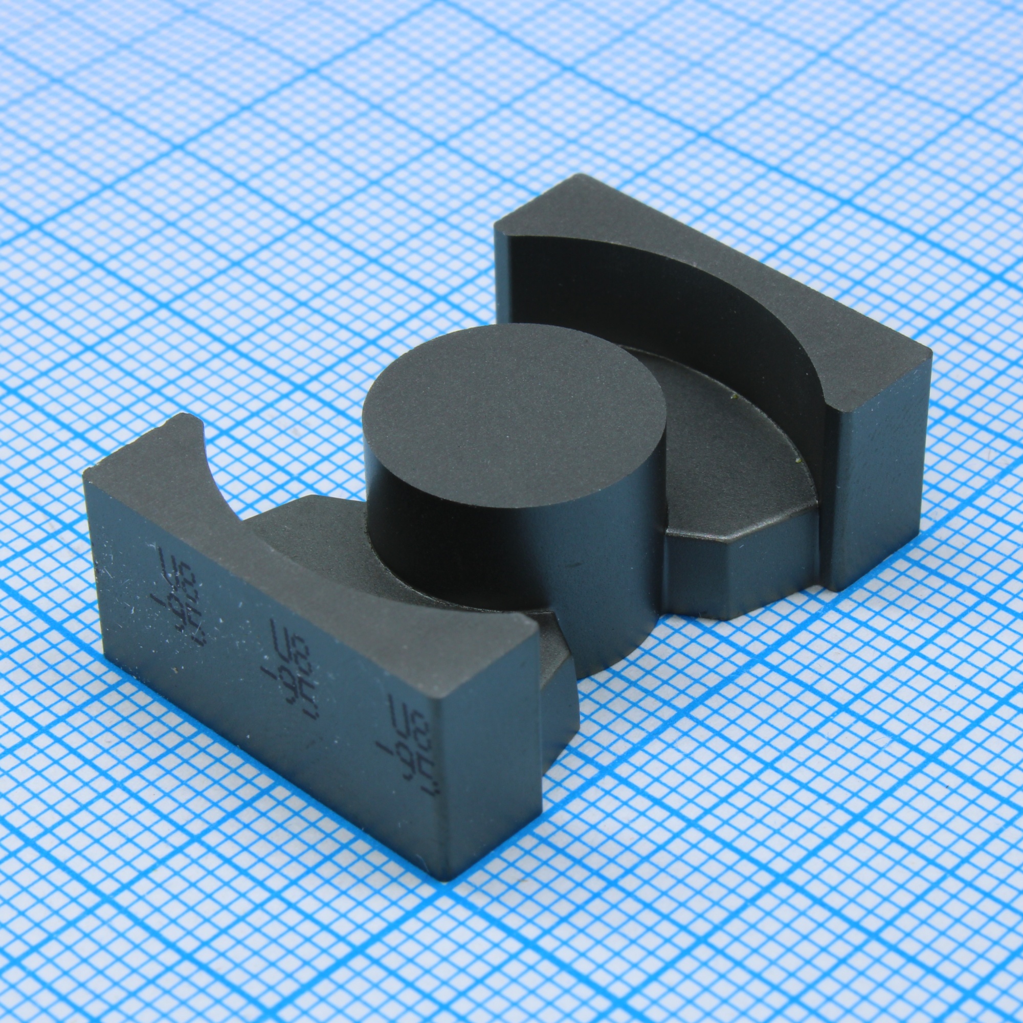 B65879A0000R095 - PQ 32/20 N95 б/з Сердечник B65879A0000R095