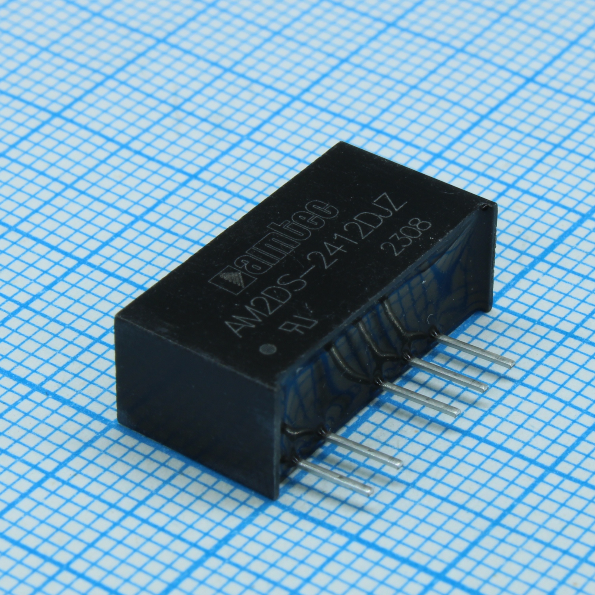 AM2DS-2412DJZ - DC/DC, 2Вт, вход 21.6…26.4В, выход ±12В/±0.008…0.083А, изоляция 1500В DC, КПД 83%, максимальная емкостная нагрузка не более ±220мкФ, SIP7, 19.65x7.05x10.16мм, -40…105°C, пластик