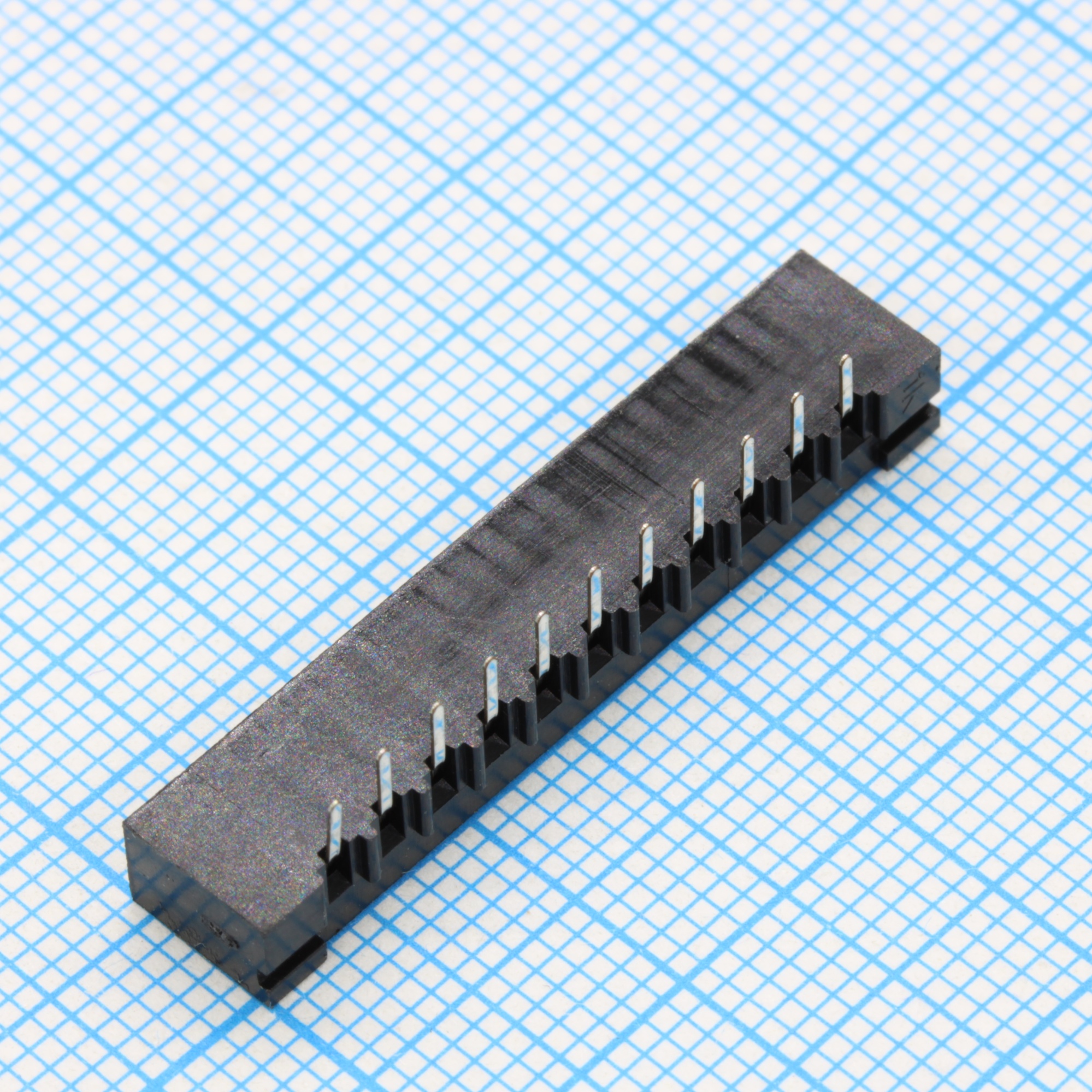 DS1020-11RT1D - FPC разъем для шлейфа на плату угловой 11pin, шаг 2.54мм