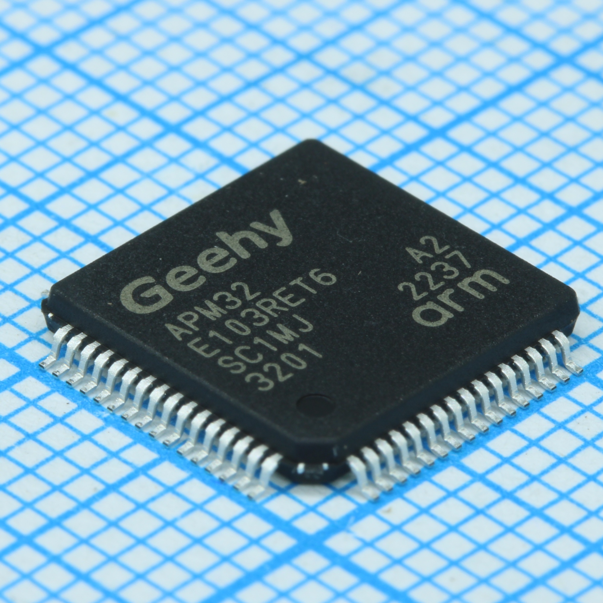 APM32E103RET6 - Микроконтроллер 32-бит ядро ARM Cortex-M3, 512кБ Флэш-память, 128кБ ОЗУ, шины 3xSPI, 2xI2S, 2xI2C, 3+2xU(S)ART, 2xCAN 2.0, 1xUSB питание 2...3.6В, -40°С...+85°C, LQFP64