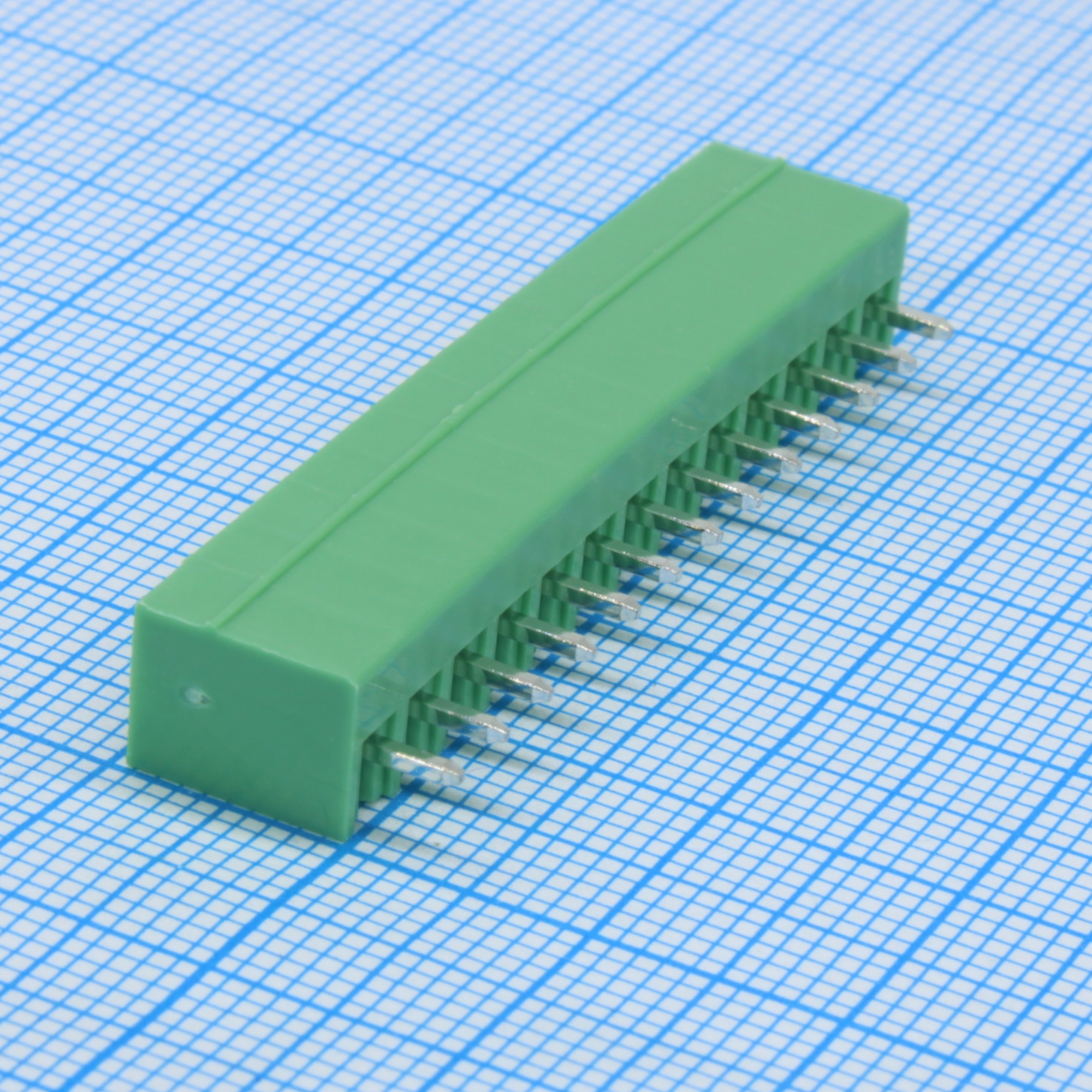 15EDGVC-3.5-13P-14-00A(H) - Разъемный клеммный блок на плату, 13 контактов. Серия 15EDGVC-3.5