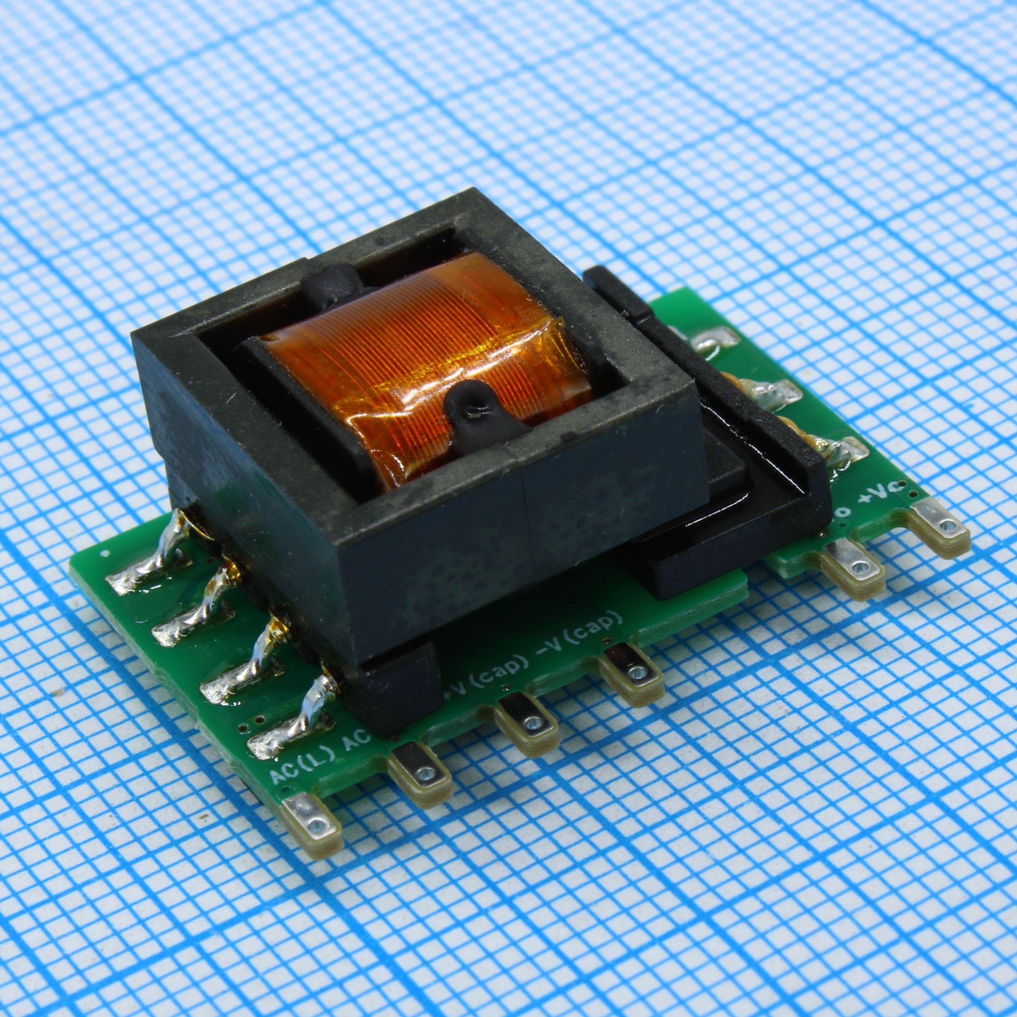 LS10-13B12R3P - Преобразователь AC-DC на печатную плату вход 85....305В выход 10Вт 12В/0.83А