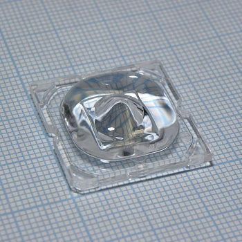 C12727_STRADA-SQ-VSM - Линза для светодиода LG Innotek серии  LEMWA33X (Osram Oslon / Cree  XP-G), эфф=94%, 151°, 25x25mm   H:6,8mm