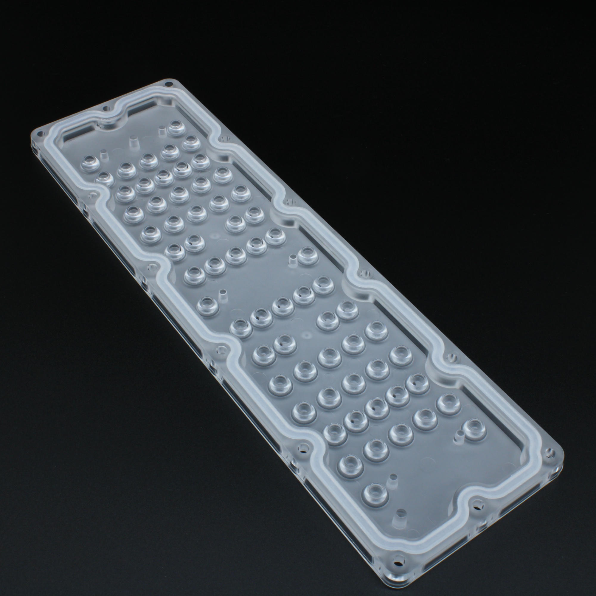 AJHB236D64LED30G - Групповая прямоугольная линза на 64 светодиода 3030/2835, эфф=90%, диаграмма 30°, 236x70mm   H:7,1mm, PC-1250Z