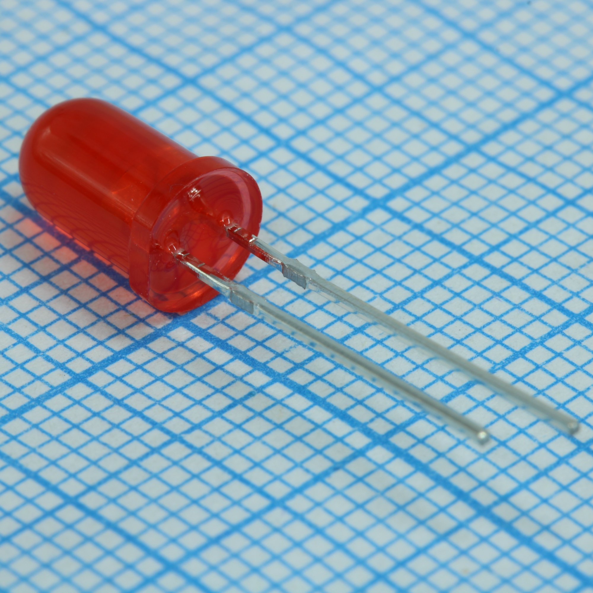 FYL-5012HD1C - Светодиод 5мм/красный/660нм/10мкд/30°