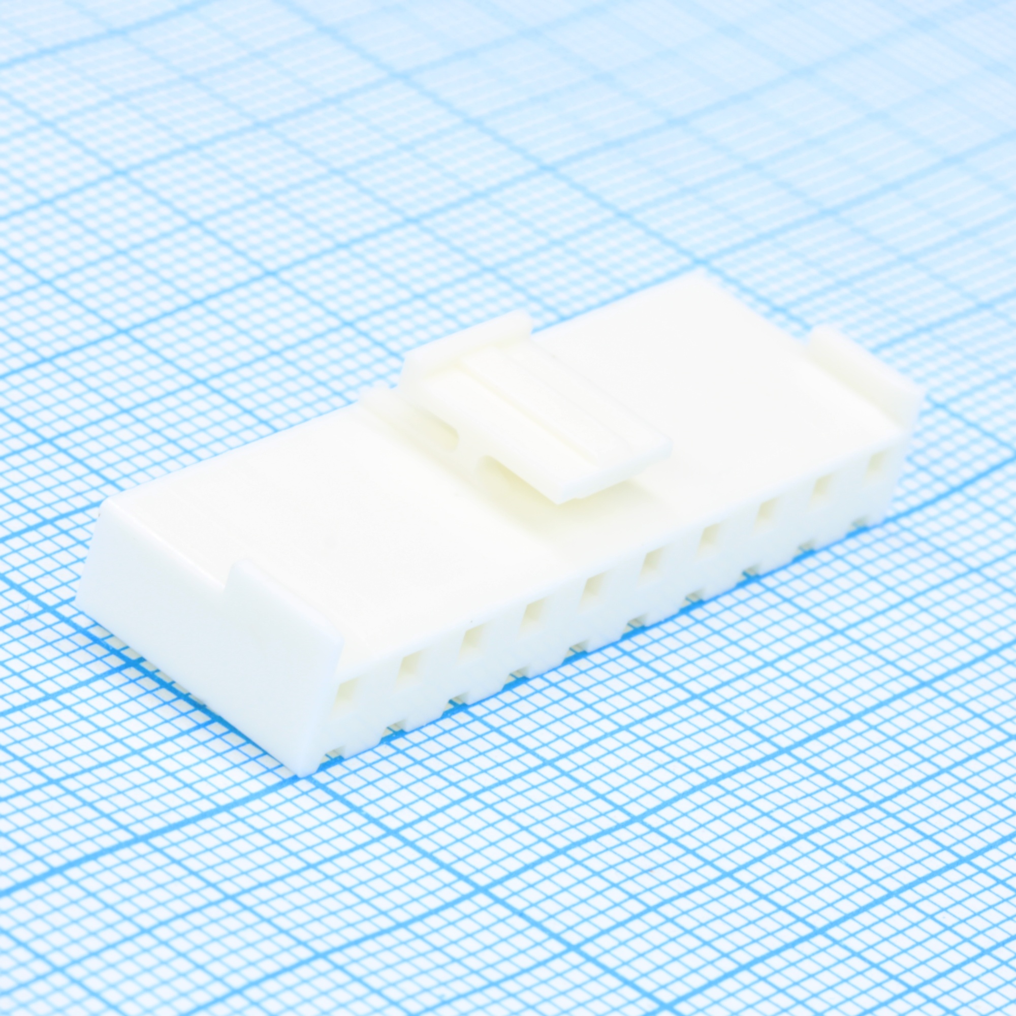 I-DS1073-SCW010 - Корпус разъема однорядный (розетка) на кабель 10 контактов шаг 3.96мм