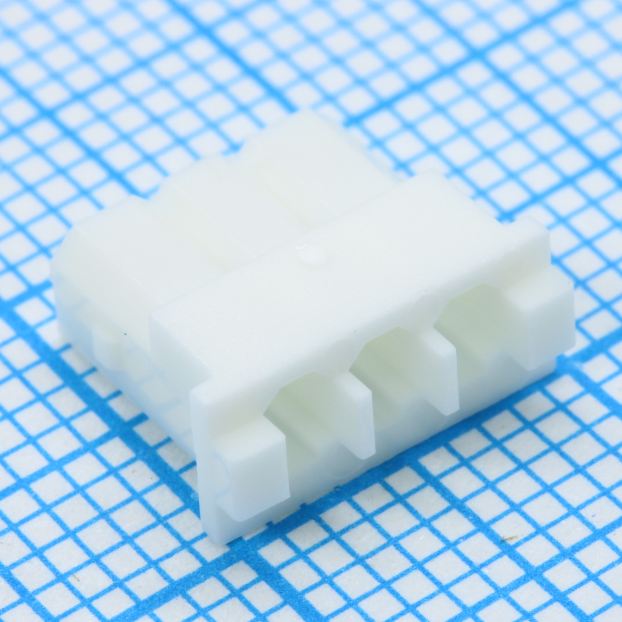 I-DS1069-03-SCW003 - Корпус разъема однорядный (розетка) 3 контакта шаг 2.5мм на кабель