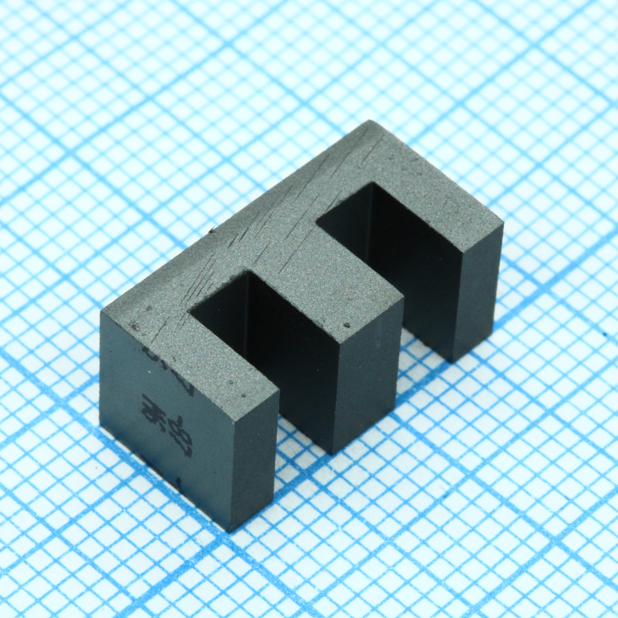 B66502G0000X187 - Сердечник Ш-образный 16/8/7.8 (Ш4*8) N87 без зазора